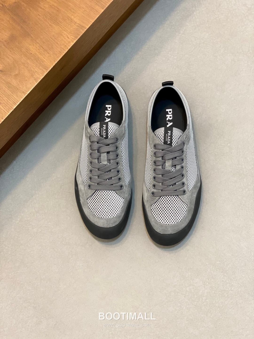 Prada Speedrock Calfskin Mesh Low Sneakers with Elastic Lace Lock Detail 프라다 스피드락 카프스킨 메쉬 로우 스니커즈 엘라스틱 레이스락 디테일 4.5cm 1