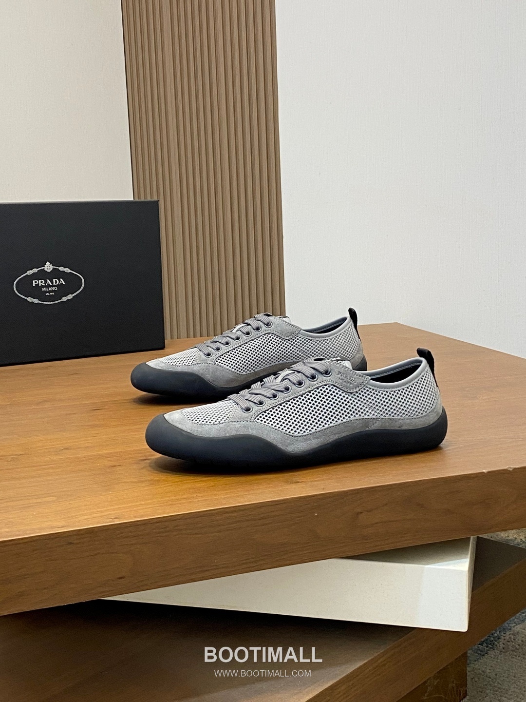 Prada Speedrock Calfskin Mesh Low Sneakers with Elastic Lace Lock Detail 프라다 스피드락 카프스킨 메쉬 로우 스니커즈 엘라스틱 레이스락 디테일 4.5cm 3