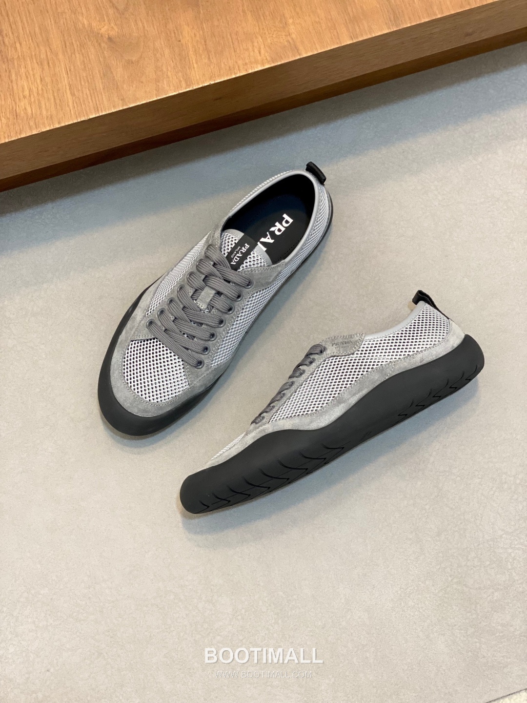 Prada Speedrock Calfskin Mesh Low Sneakers with Elastic Lace Lock Detail 프라다 스피드락 카프스킨 메쉬 로우 스니커즈 엘라스틱 레이스락 디테일 4.5cm 5