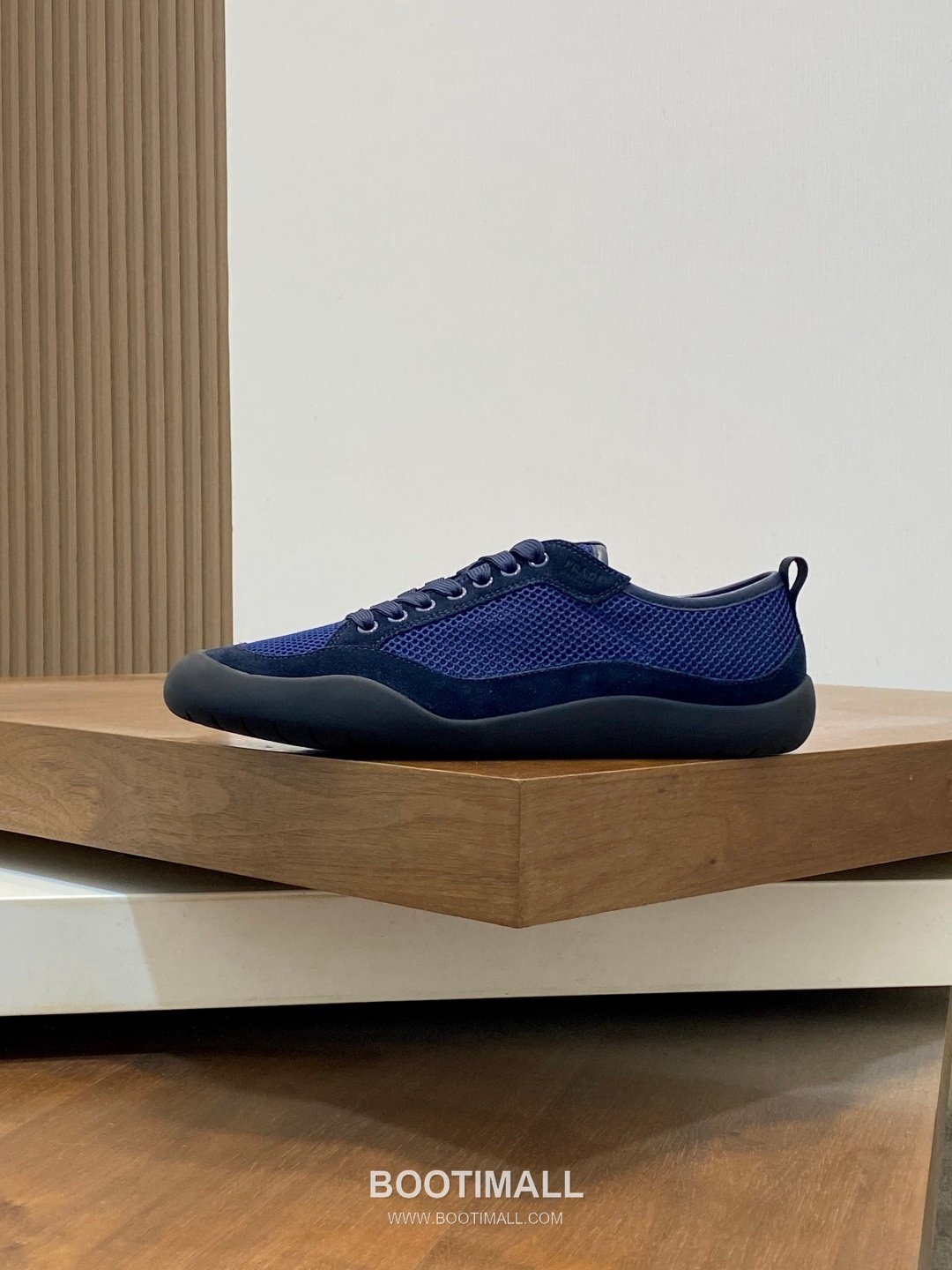 Prada Speedrock Calfskin Mesh Low Sneakers with Elastic Lace Lock Detail 프라다 스피드락 카프스킨 메쉬 로우 스니커즈 엘라스틱 레이스락 디테일 4.5cm 2