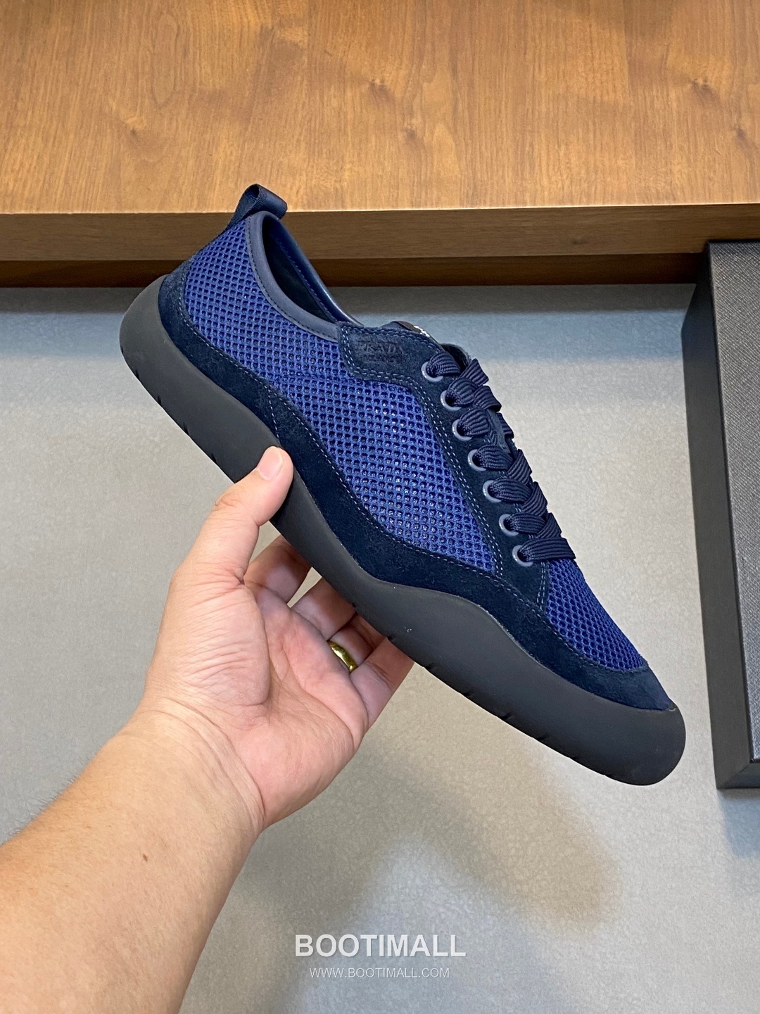 Prada Speedrock Calfskin Mesh Low Sneakers with Elastic Lace Lock Detail 프라다 스피드락 카프스킨 메쉬 로우 스니커즈 엘라스틱 레이스락 디테일 4.5cm 4