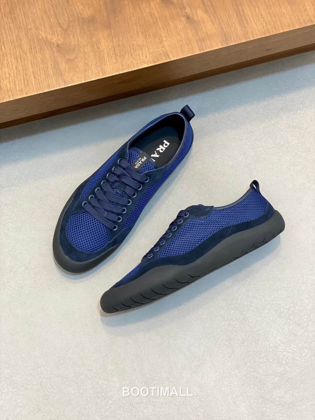 Prada Speedrock Calfskin Mesh Low Sneakers with Elastic Lace Lock Detail 프라다 스피드락 카프스킨 메쉬 로우 스니커즈 엘라스틱 레이스락 디테일 4.5cm 5