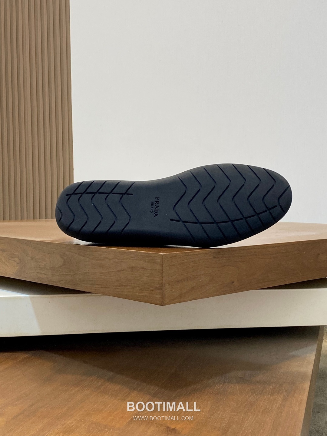 Prada Speedrock Calfskin Mesh Low Sneakers with Elastic Lace Lock Detail 프라다 스피드락 카프스킨 메쉬 로우 스니커즈 엘라스틱 레이스락 디테일 4.5cm 9