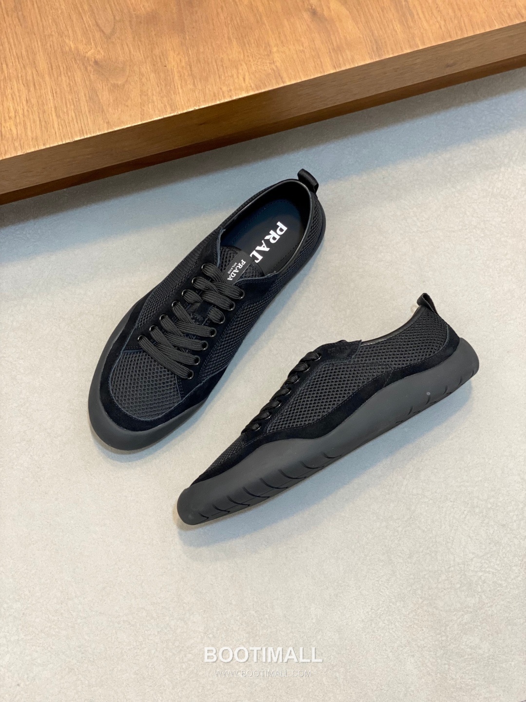 Prada Speedrock Calfskin Mesh Low Sneakers with Elastic Lace Lock Detail 프라다 스피드락 카프스킨 메쉬 로우 스니커즈 엘라스틱 레이스락 디테일 4.5cm 5