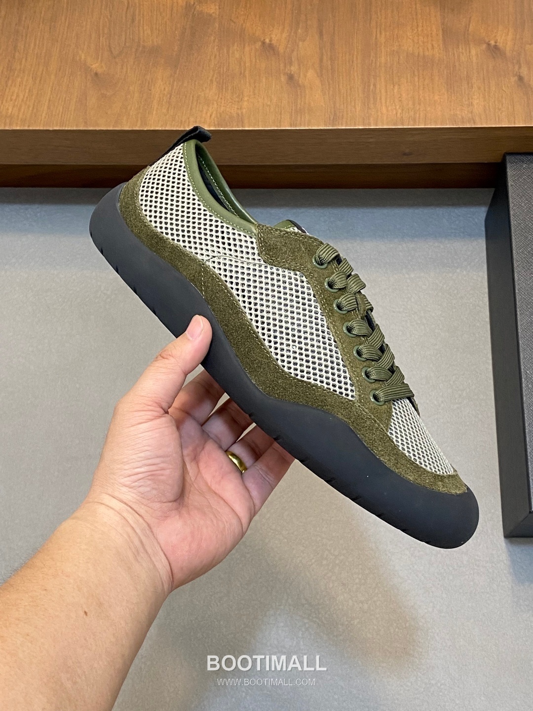 Prada Speedrock Calfskin Mesh Low Sneakers with Elastic Lace Lock Detail 프라다 스피드락 카프스킨 메쉬 로우 스니커즈 엘라스틱 레이스락 디테일 4.5cm 4