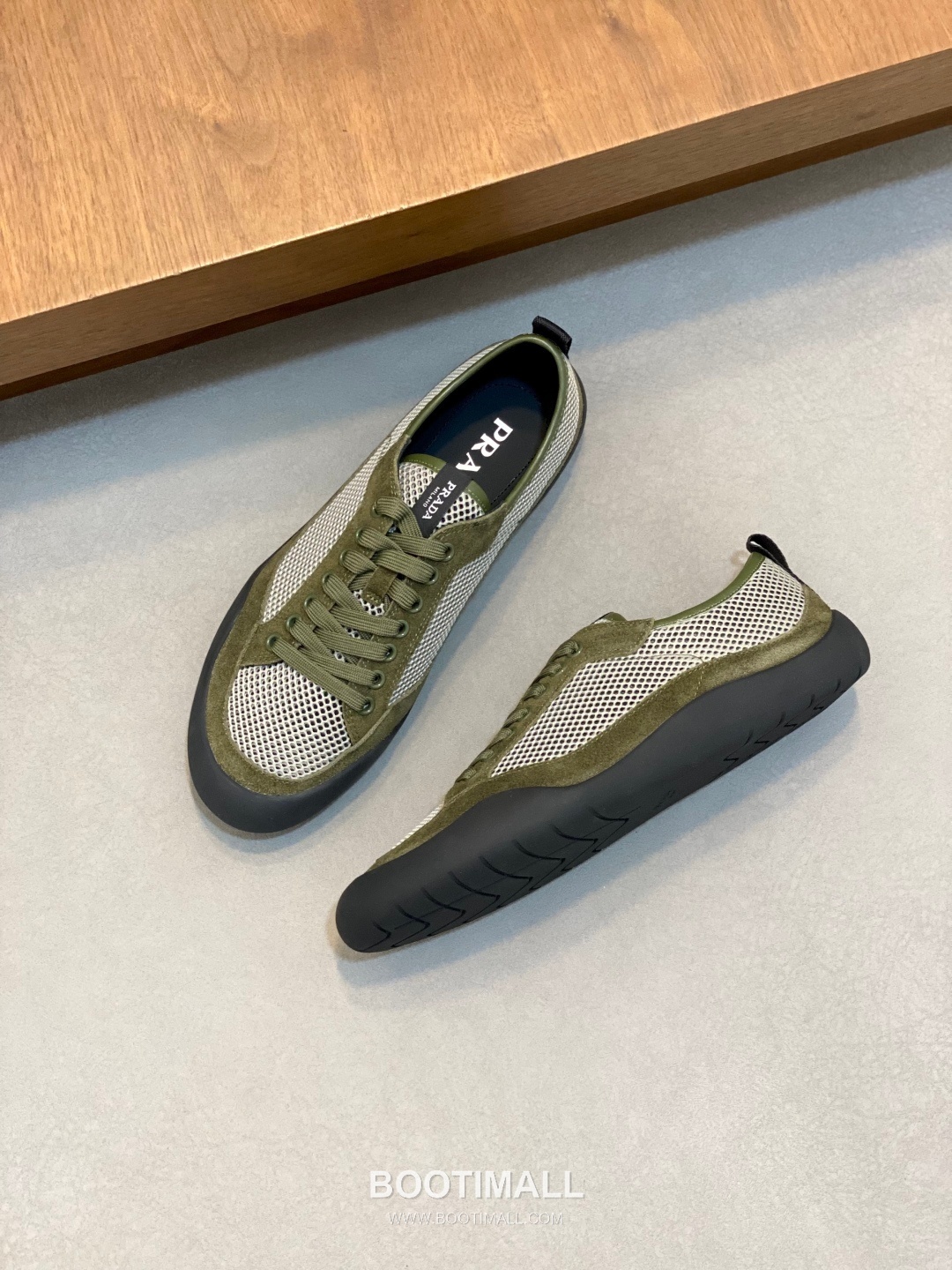 Prada Speedrock Calfskin Mesh Low Sneakers with Elastic Lace Lock Detail 프라다 스피드락 카프스킨 메쉬 로우 스니커즈 엘라스틱 레이스락 디테일 4.5cm 5