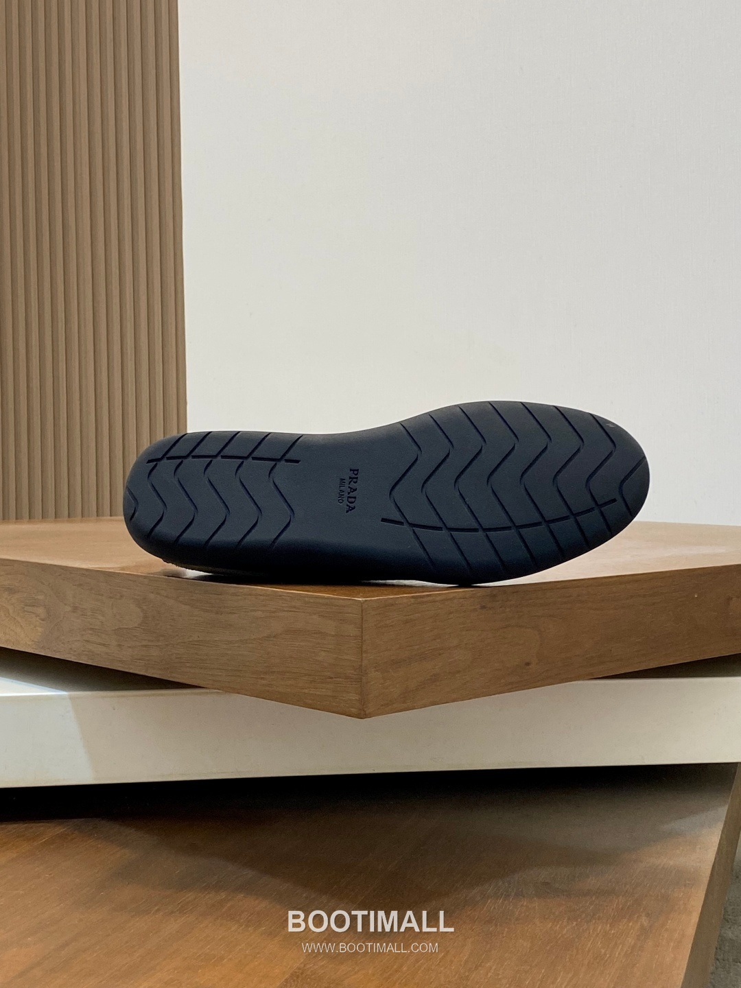 Prada Speedrock Calfskin Mesh Low Sneakers with Elastic Lace Lock Detail 프라다 스피드락 카프스킨 메쉬 로우 스니커즈 엘라스틱 레이스락 디테일 4.5cm 9