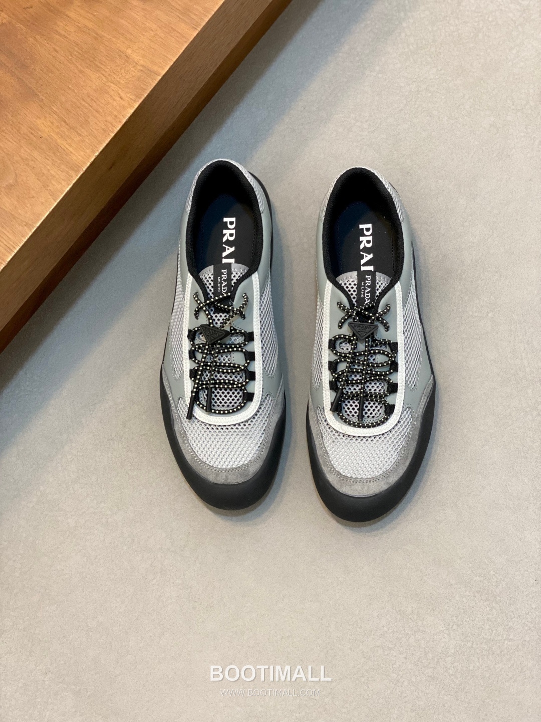 Prada Speedrock Calfskin Mesh Low Sneakers with Elastic Lace Lock Detail 프라다 스피드락 카프스킨 메쉬 로우 스니커즈 엘라스틱 레이스락 디테일 4.5cm 1