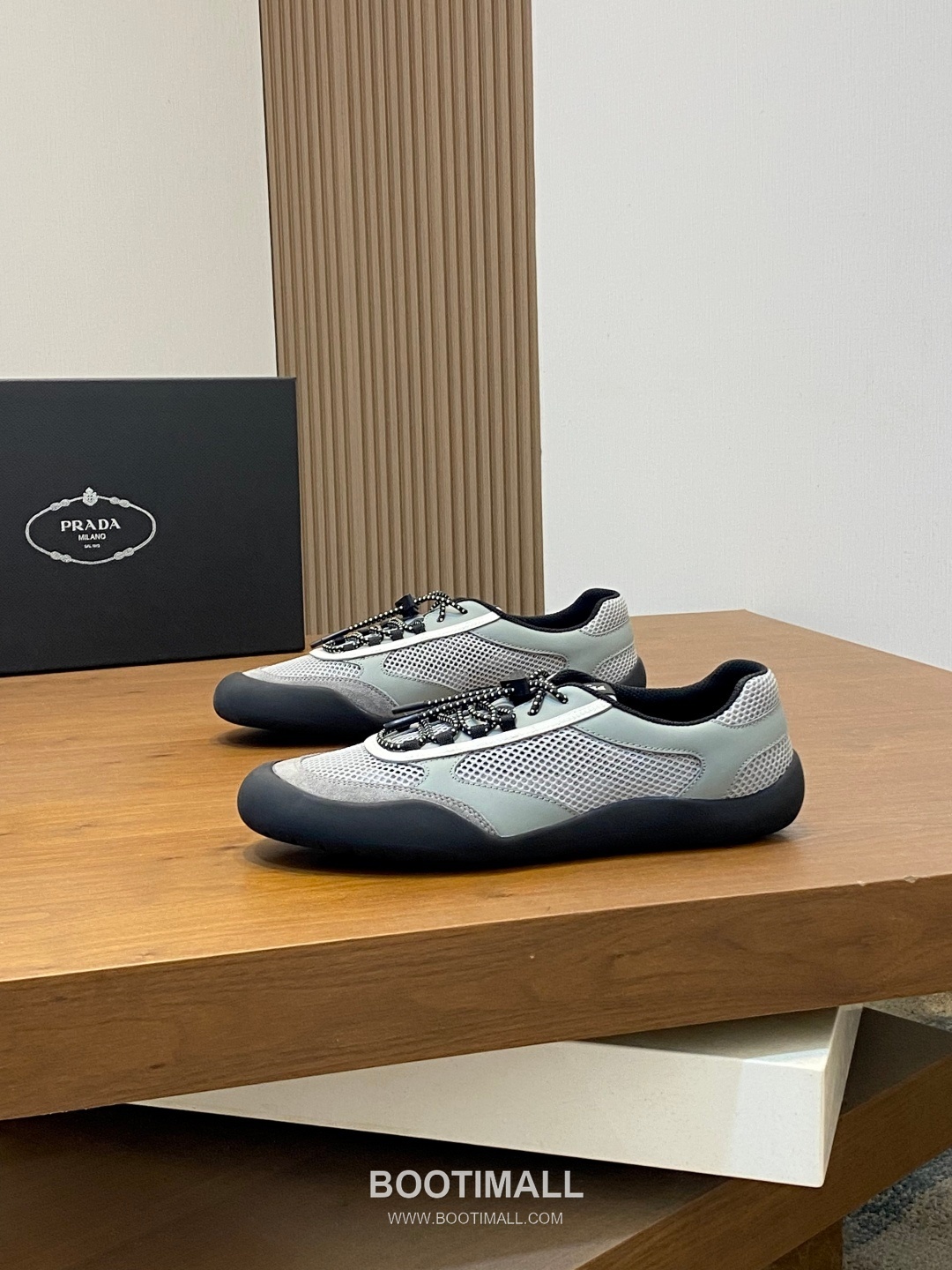 Prada Speedrock Calfskin Mesh Low Sneakers with Elastic Lace Lock Detail 프라다 스피드락 카프스킨 메쉬 로우 스니커즈 엘라스틱 레이스락 디테일 4.5cm 3