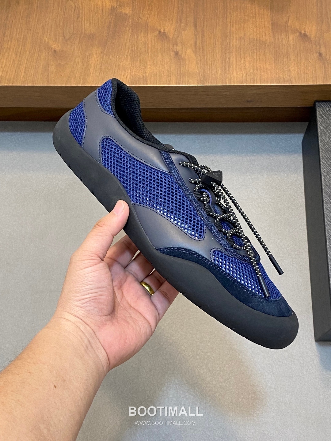 Prada Speedrock Calfskin Mesh Low Sneakers with Elastic Lace Lock Detail 프라다 스피드락 카프스킨 메쉬 로우 스니커즈 엘라스틱 레이스락 디테일 4.5cm 4