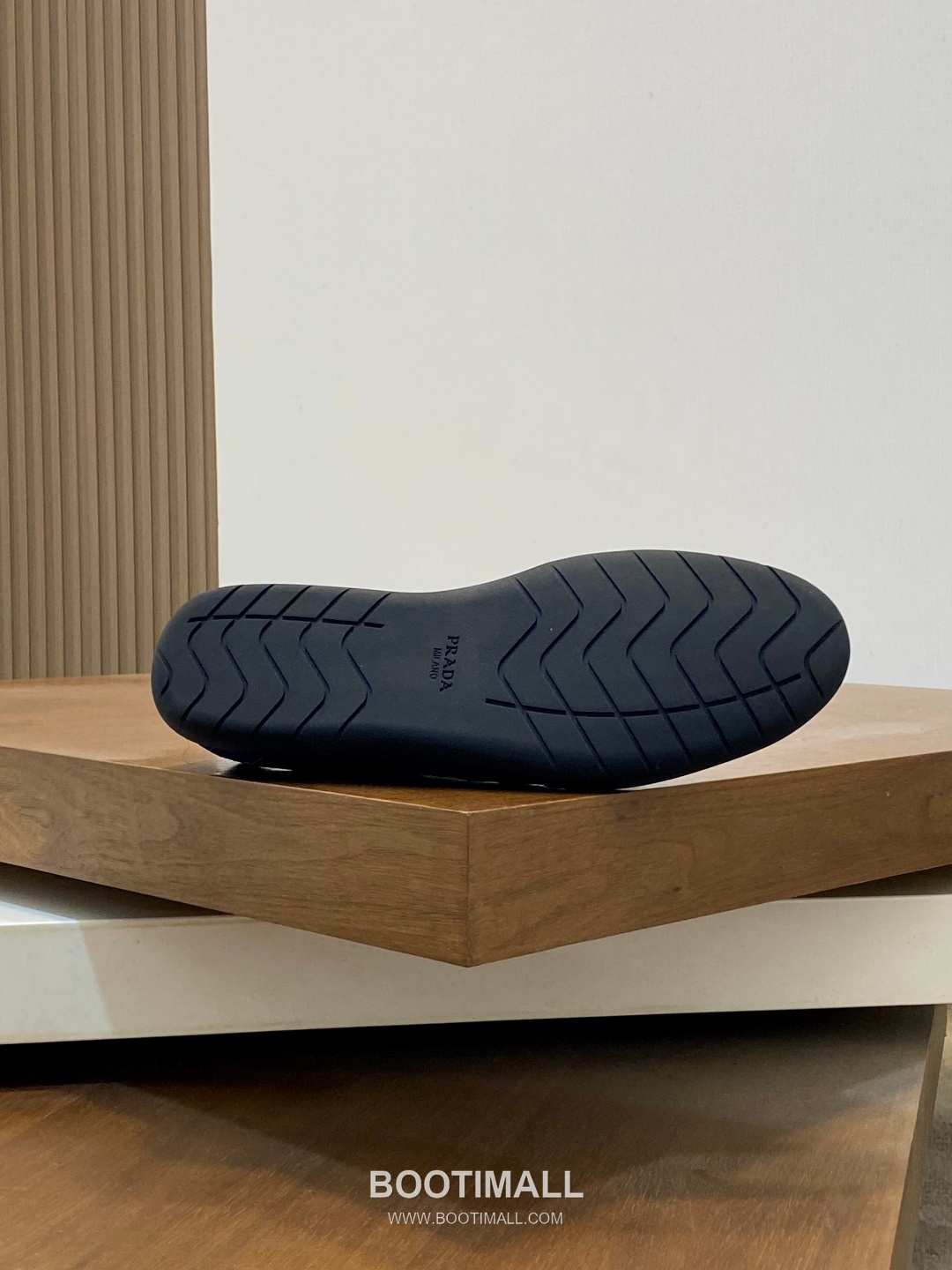 Prada Speedrock Calfskin Mesh Low Sneakers with Elastic Lace Lock Detail 프라다 스피드락 카프스킨 메쉬 로우 스니커즈 엘라스틱 레이스락 디테일 4.5cm 9