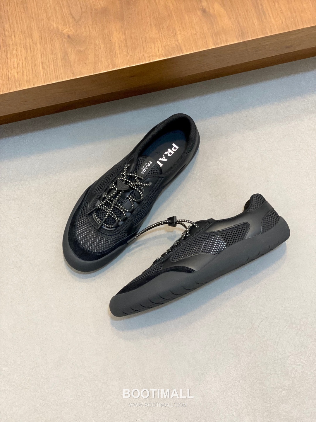 Prada Speedrock Calfskin Mesh Low Sneakers with Elastic Lace Lock Detail 프라다 스피드락 카프스킨 메쉬 로우 스니커즈 엘라스틱 레이스락 디테일 4.5cm 5