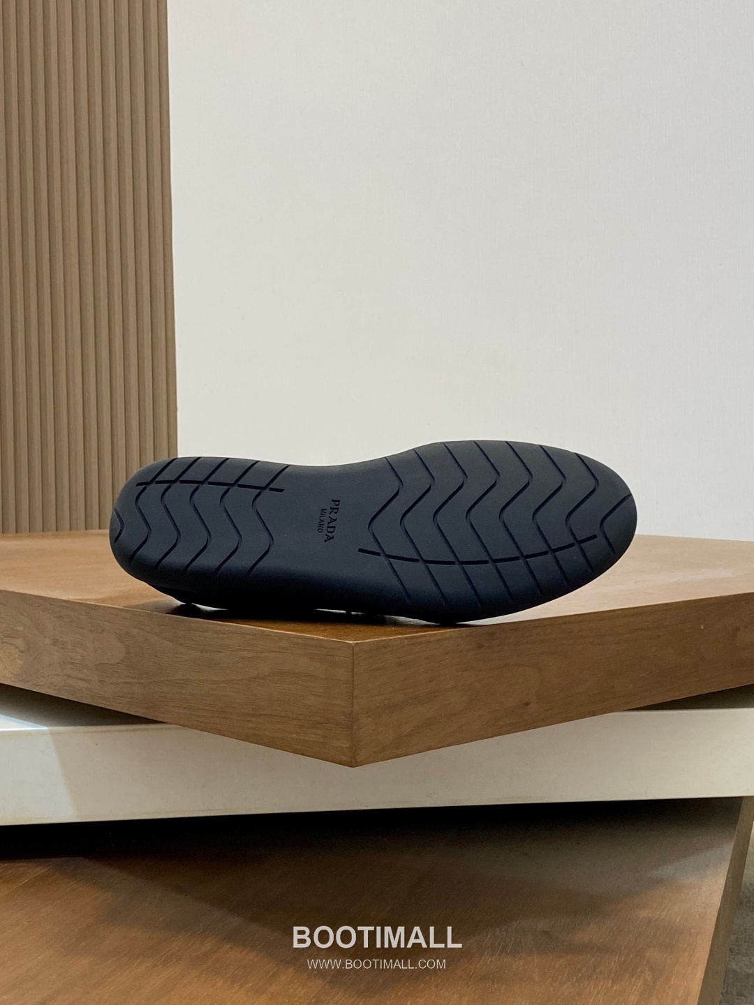 Prada Speedrock Calfskin Mesh Low Sneakers with Elastic Lace Lock Detail 프라다 스피드락 카프스킨 메쉬 로우 스니커즈 엘라스틱 레이스락 디테일 4.5cm 9