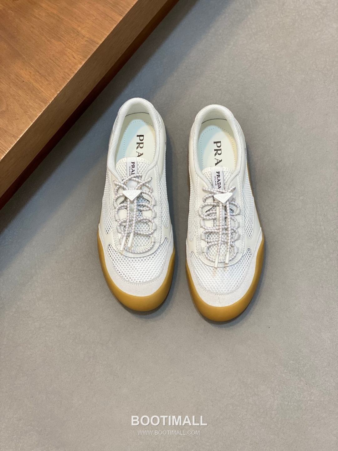 Prada Speedrock Calfskin Mesh Low Sneakers with Elastic Lace Lock Detail 프라다 스피드락 카프스킨 메쉬 로우 스니커즈 엘라스틱 레이스락 디테일 4.5cm 1