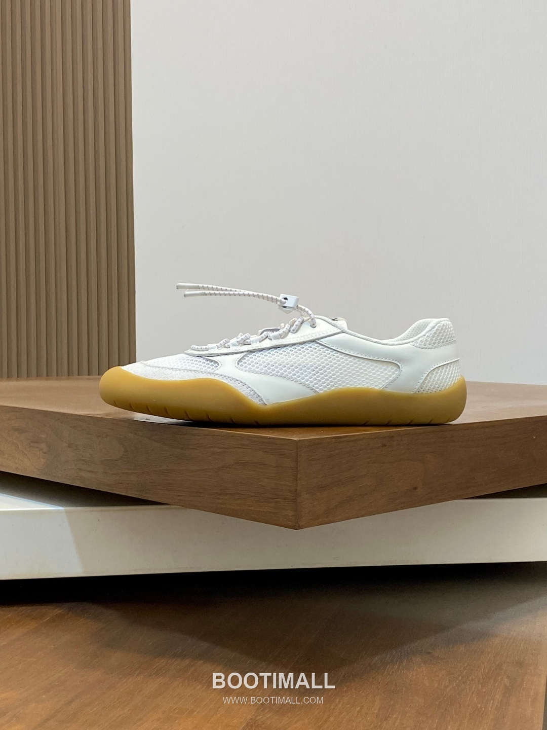 Prada Speedrock Calfskin Mesh Low Sneakers with Elastic Lace Lock Detail 프라다 스피드락 카프스킨 메쉬 로우 스니커즈 엘라스틱 레이스락 디테일 4.5cm 2