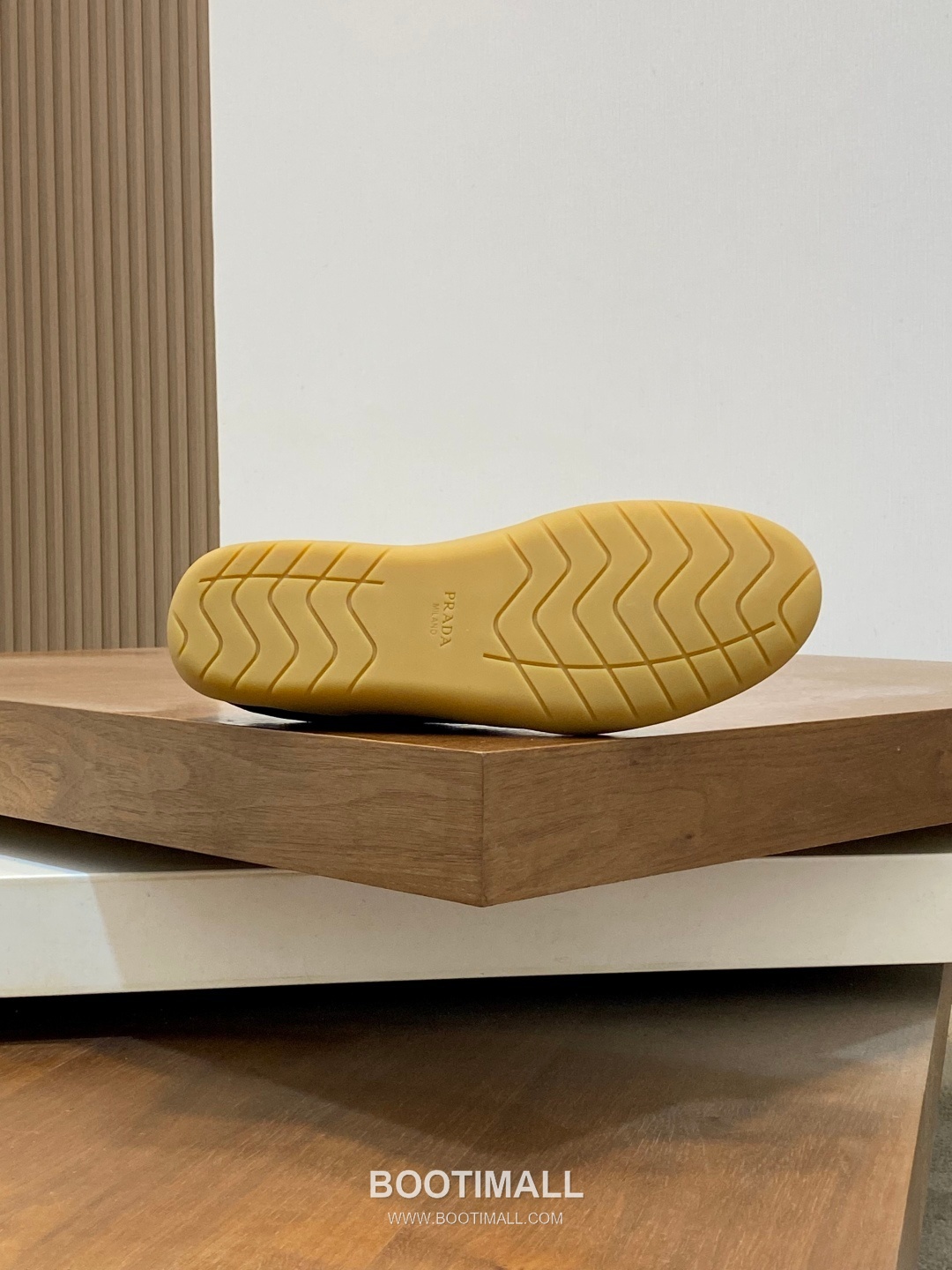 Prada Speedrock Calfskin Mesh Low Sneakers with Elastic Lace Lock Detail 프라다 스피드락 카프스킨 메쉬 로우 스니커즈 엘라스틱 레이스락 디테일 4.5cm 9