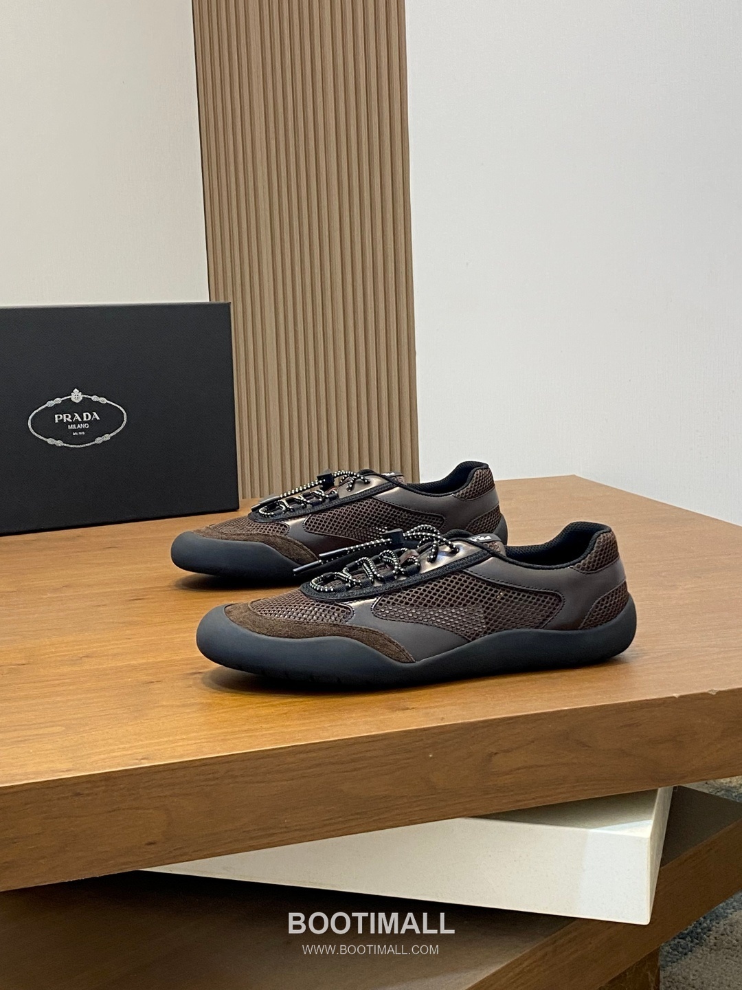 Prada Speedrock Calfskin Mesh Low Sneakers with Elastic Lace Lock Detail 프라다 스피드락 카프스킨 메쉬 로우 스니커즈 엘라스틱 레이스락 디테일 4.5cm 3