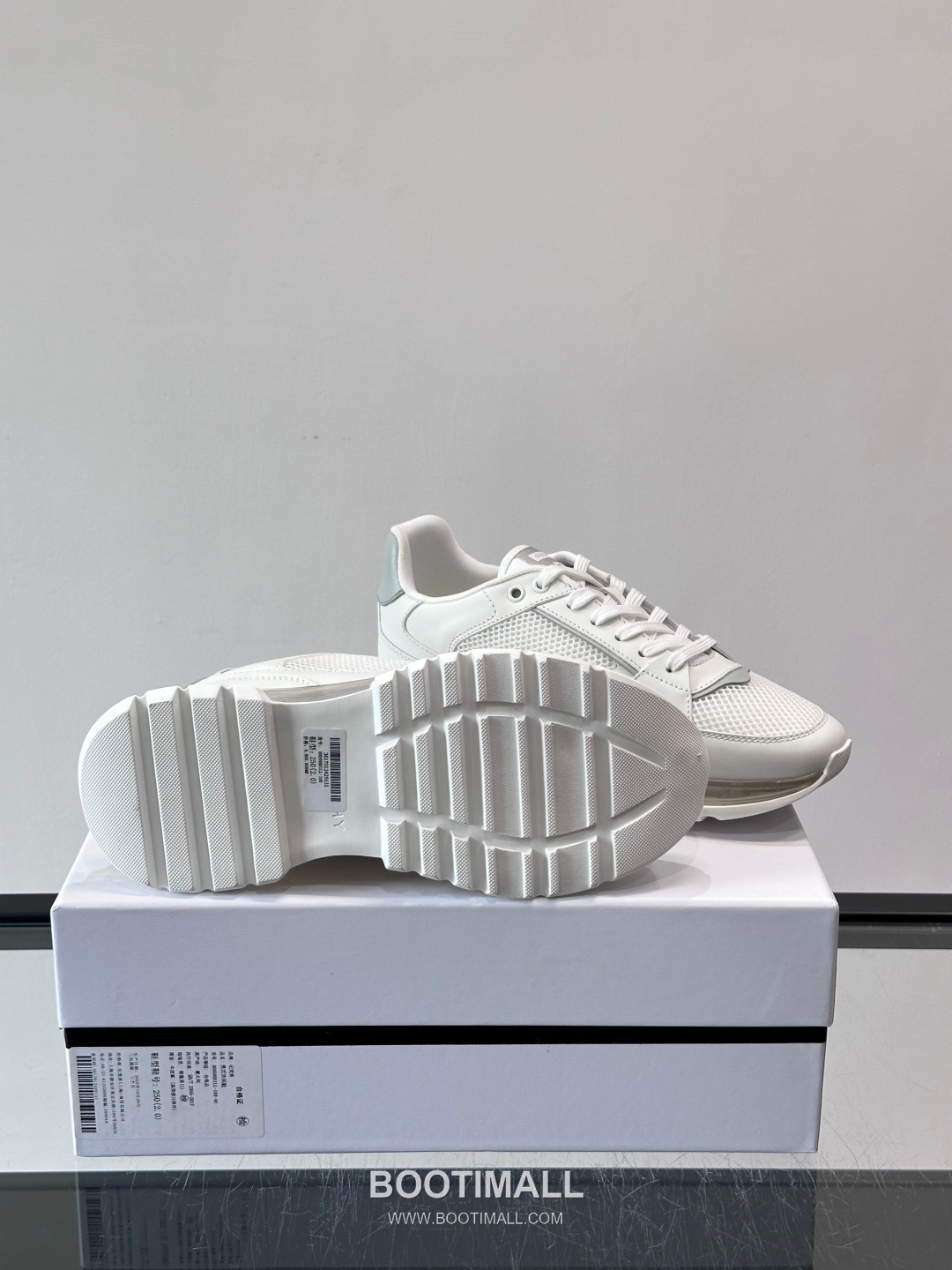 Givenchy Calfskin Mesh Low Sneakers with Air Cushion Sole Detail 지방시 카프스킨 메쉬 로우 스니커즈 에어쿠션 솔 디테일 4.5cm 9