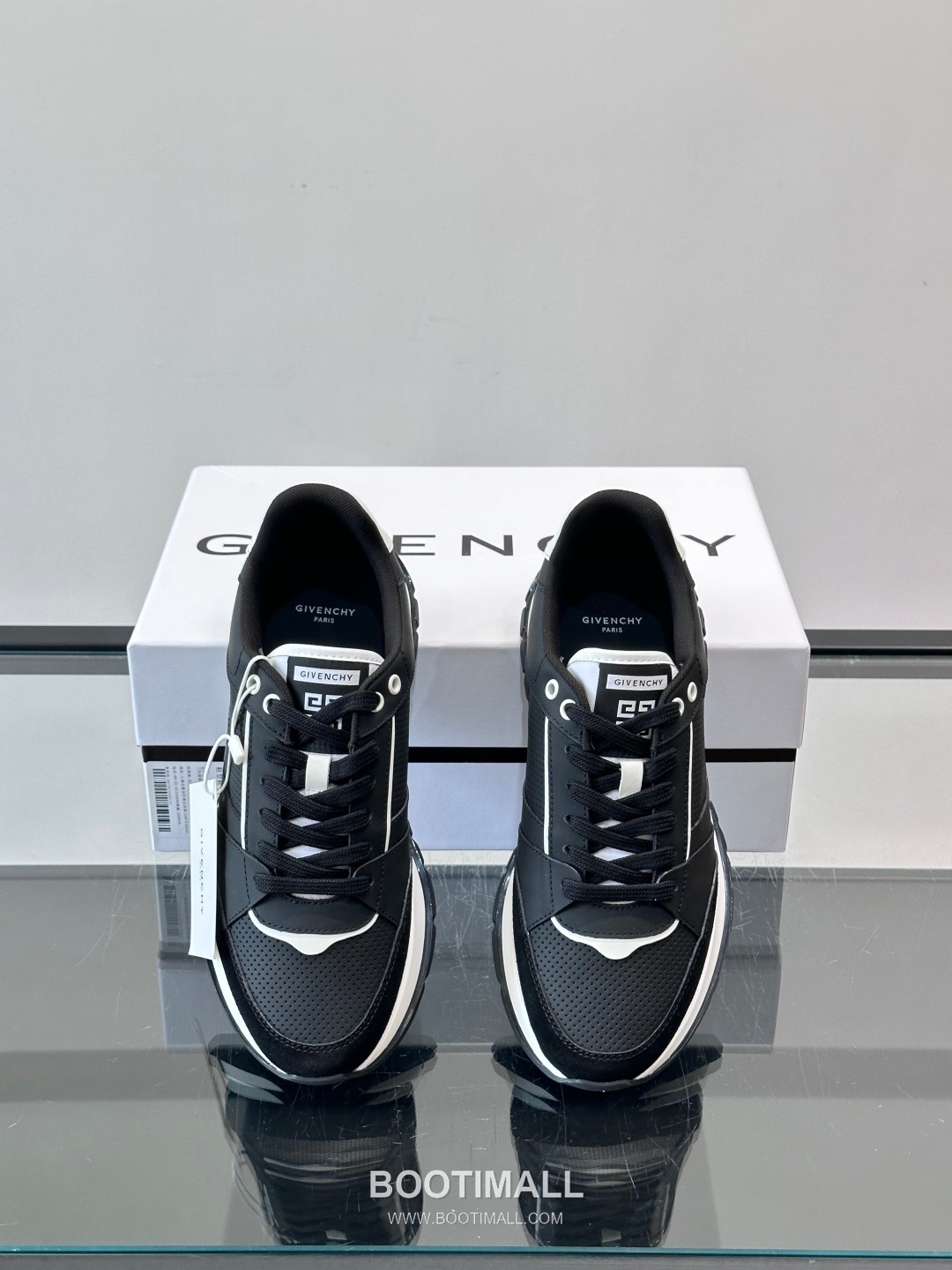 Givenchy Calfskin Low Sneakers with Air Cushion Sole Detail 지방시 카프스킨 로우 스니커즈 에어쿠션 솔 디테일 4.5cm 6