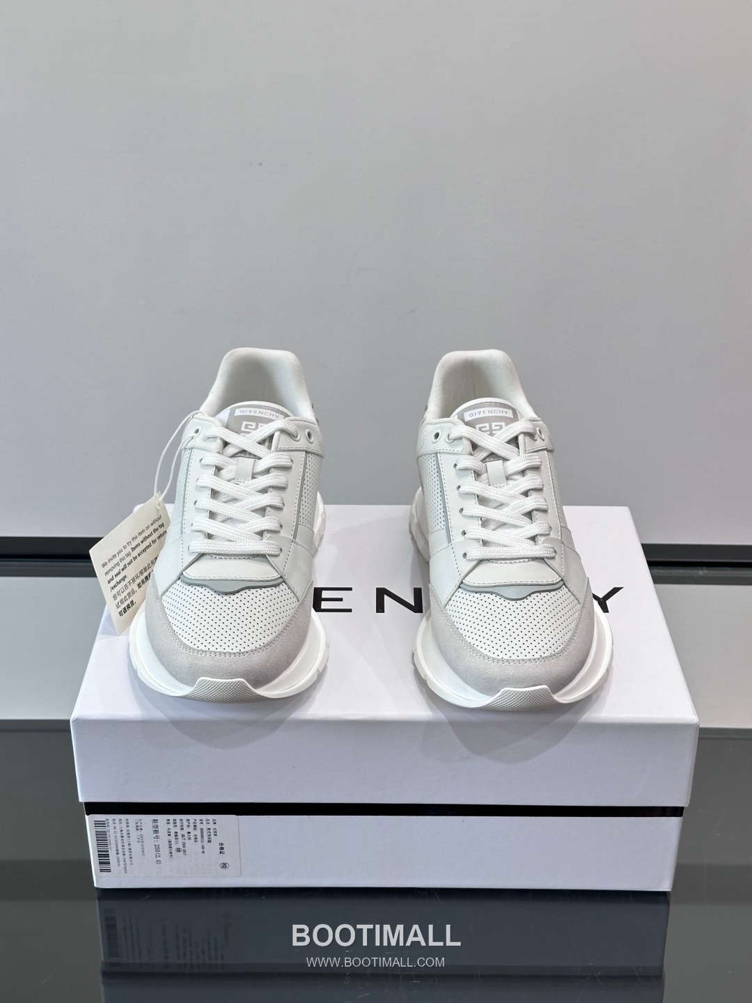 Givenchy Calfskin Low Sneakers with Air Cushion Sole Detail 지방시 카프스킨 로우 스니커즈 에어쿠션 솔 디테일 4.5cm 2