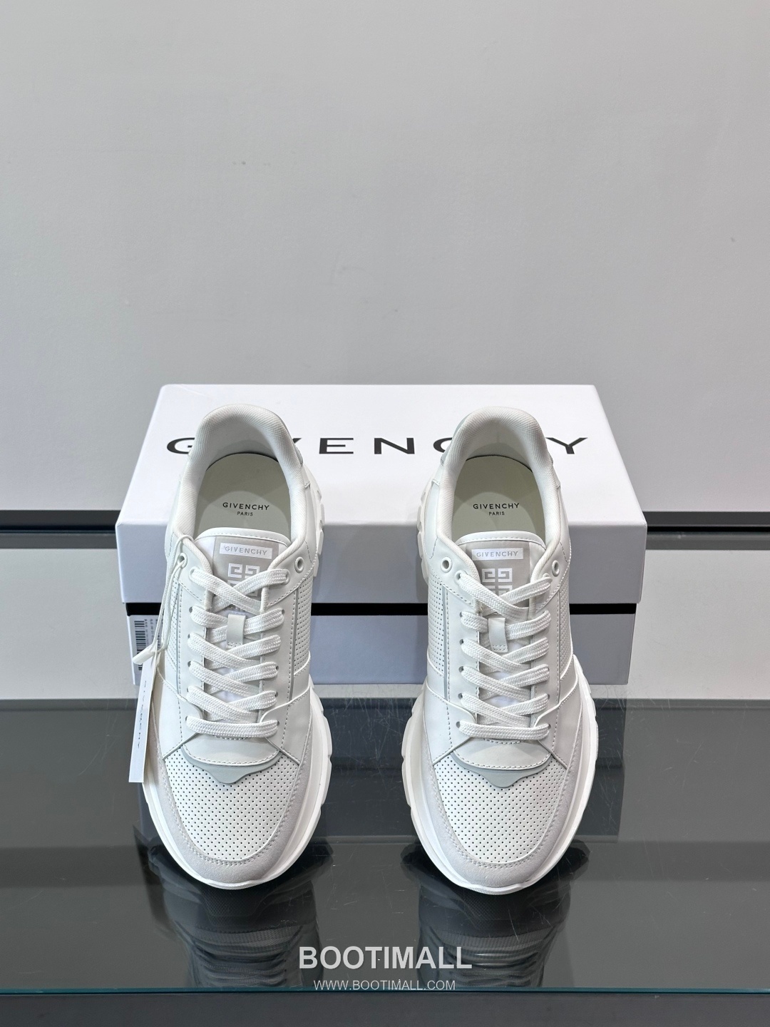Givenchy Calfskin Low Sneakers with Air Cushion Sole Detail 지방시 카프스킨 로우 스니커즈 에어쿠션 솔 디테일 4.5cm 6
