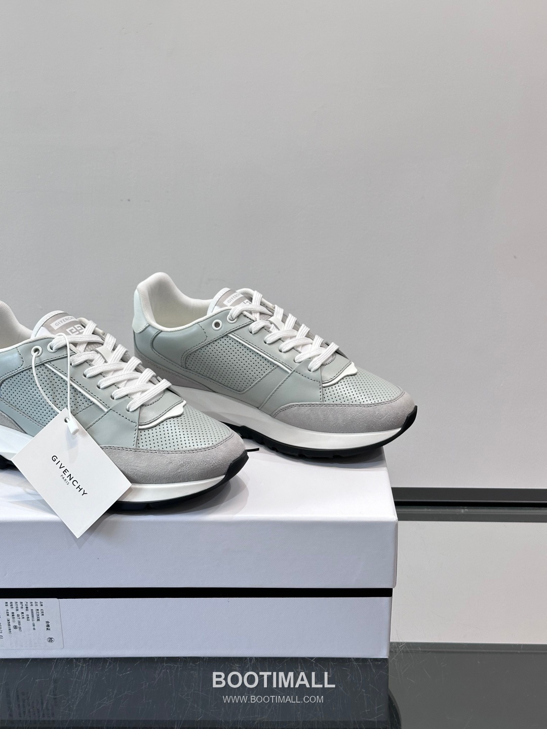 Givenchy Calfskin Low Sneakers with Air Cushion Sole Detail 지방시 카프스킨 로우 스니커즈 에어쿠션 솔 디테일 4.5cm 7