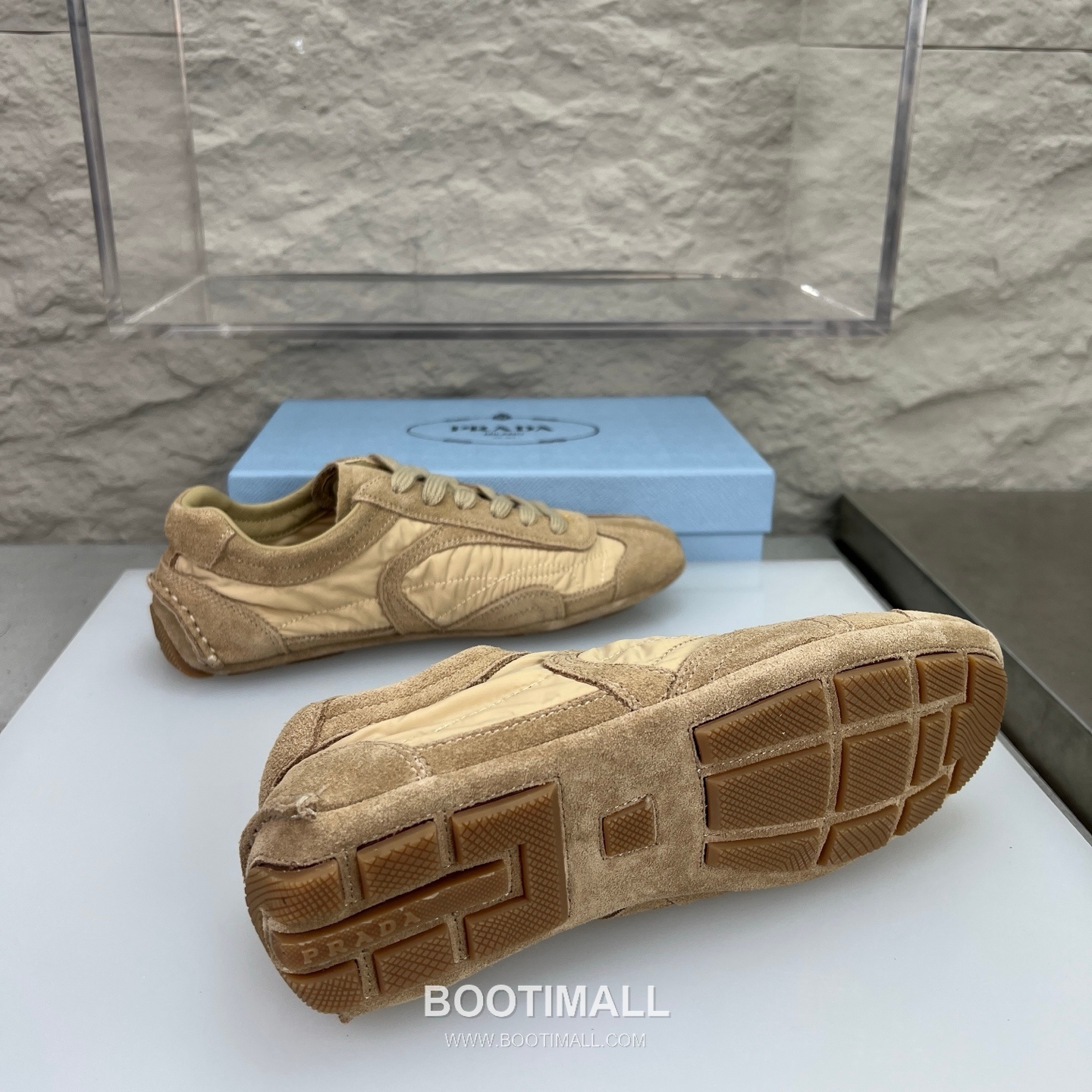 Prada Suede Silk Low German Trainer Sneakers with Rubber Sole Detail 프라다 스웨이드 실크 로우 독일군 트레이너 스니커즈 러버솔 디테일 3.0cm 9