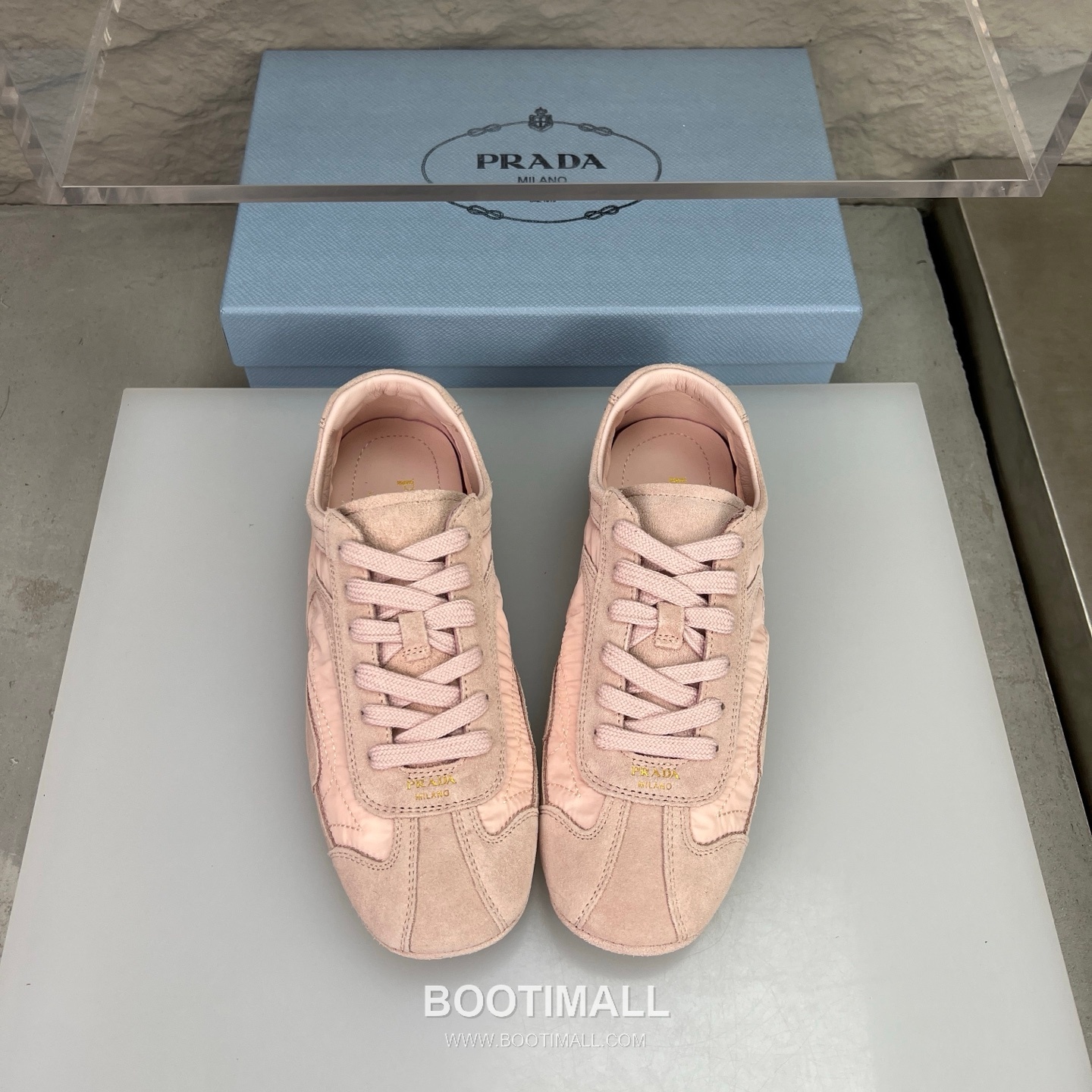 Prada Suede Silk Low German Trainer Sneakers with Rubber Sole Detail 프라다 스웨이드 실크 로우 독일군 트레이너 스니커즈 러버솔 디테일 3.0cm 3