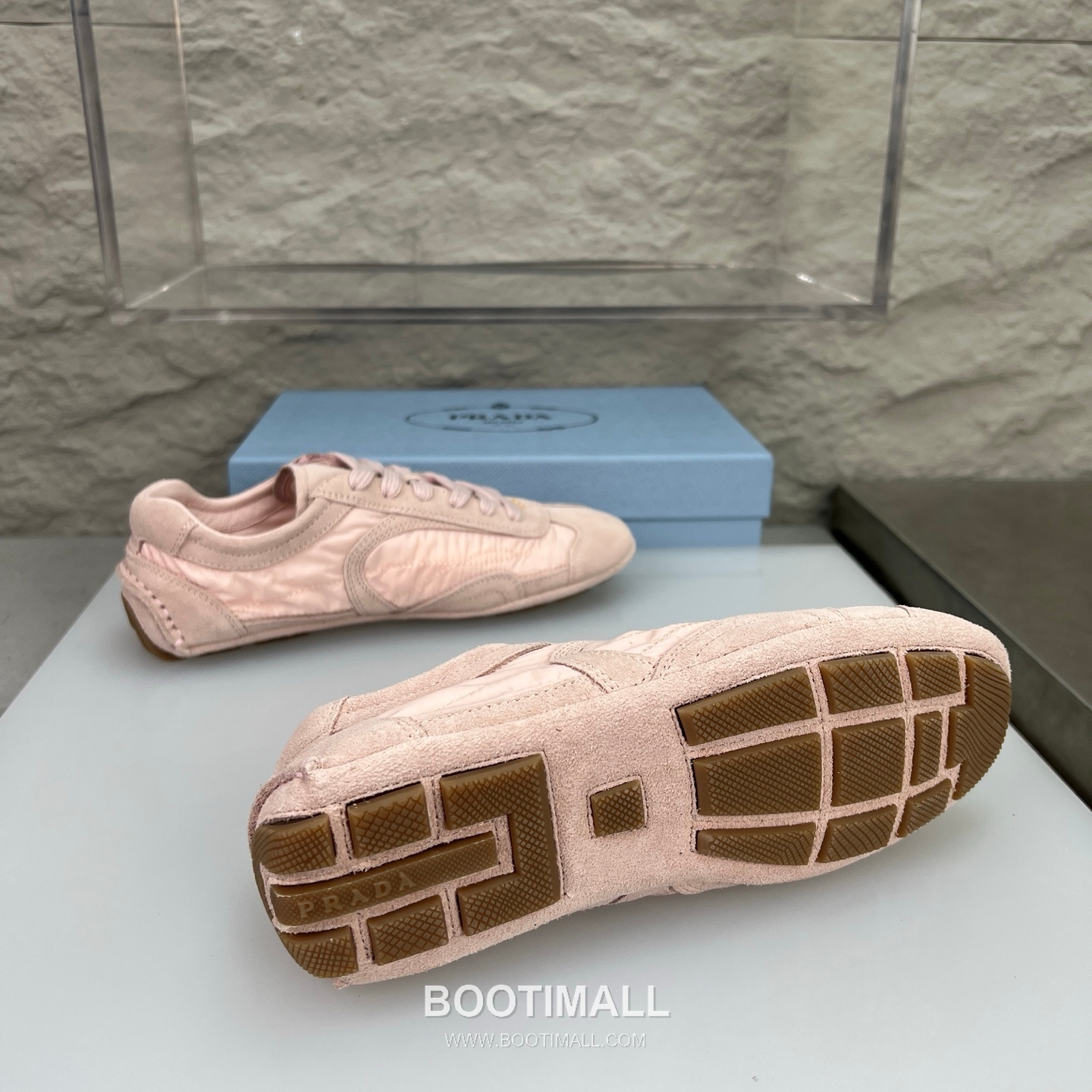 Prada Suede Silk Low German Trainer Sneakers with Rubber Sole Detail 프라다 스웨이드 실크 로우 독일군 트레이너 스니커즈 러버솔 디테일 3.0cm 9