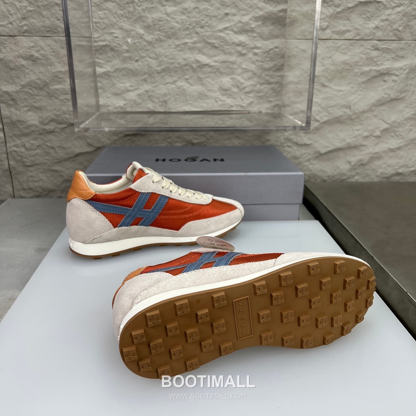 Hogan Calfskin Suede Low Sneakers with Lace-Up Platform Detail 호간 카프스킨 스웨이드 로우 스니커즈 레이스업 플랫폼 디테일 5.6cm 9