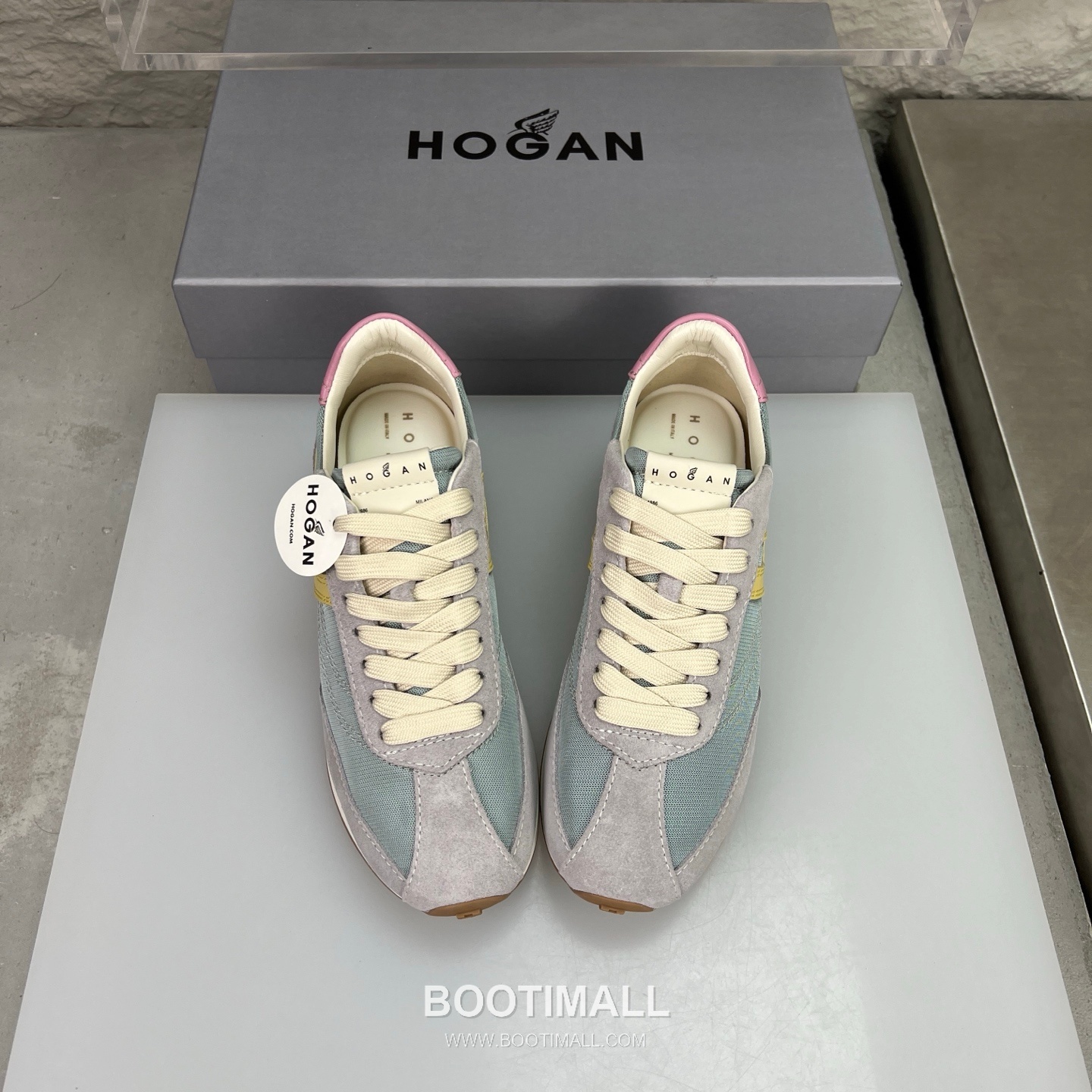 Hogan Calfskin Suede Low Sneakers with Lace-Up Platform Detail 호간 카프스킨 스웨이드 로우 스니커즈 레이스업 플랫폼 디테일 5.6cm 3
