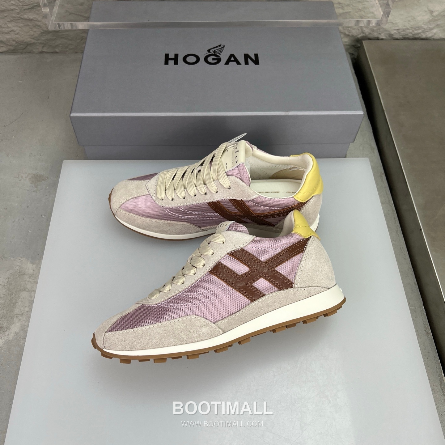 Hogan Calfskin Suede Low Sneakers with Lace-Up Platform Detail 호간 카프스킨 스웨이드 로우 스니커즈 레이스업 플랫폼 디테일 5.6cm 4
