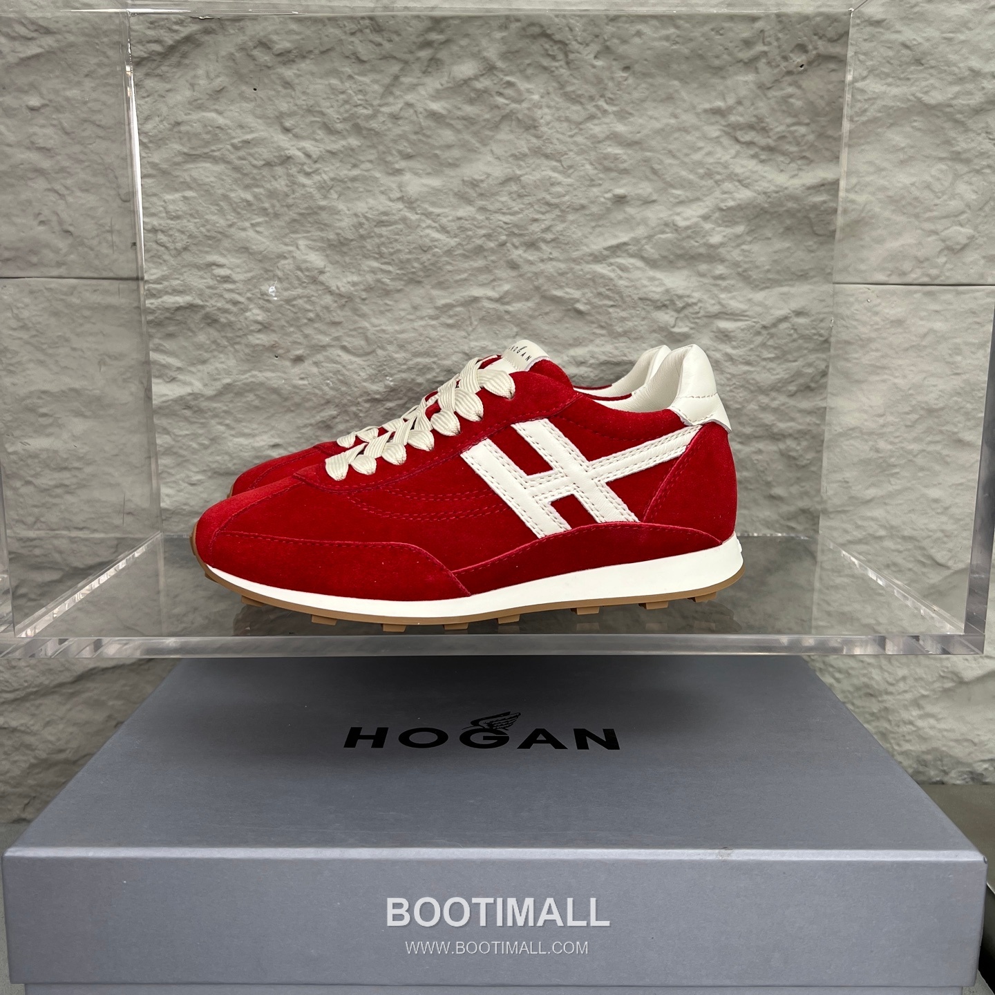 Hogan Calfskin Suede Low Sneakers with Lace-Up Platform Detail 호간 카프스킨 스웨이드 로우 스니커즈 레이스업 플랫폼 디테일 5.6cm 1