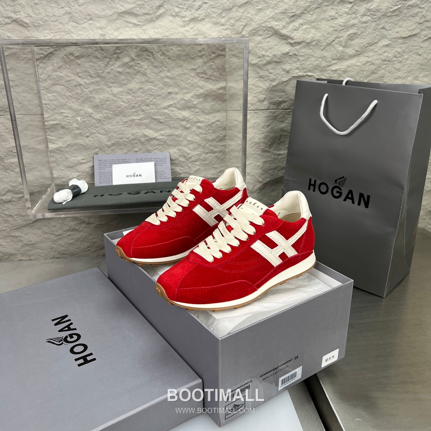 Hogan Calfskin Suede Low Sneakers with Lace-Up Platform Detail 호간 카프스킨 스웨이드 로우 스니커즈 레이스업 플랫폼 디테일 5.6cm 2