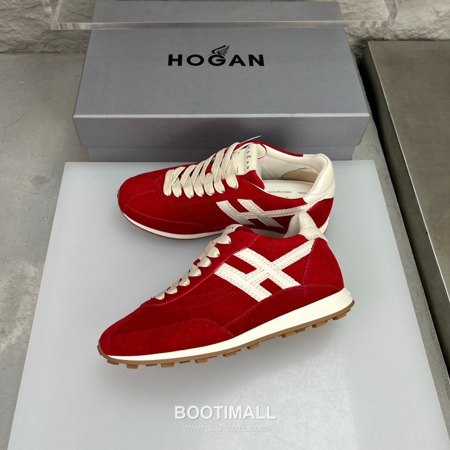 Hogan Calfskin Suede Low Sneakers with Lace-Up Platform Detail 호간 카프스킨 스웨이드 로우 스니커즈 레이스업 플랫폼 디테일 5.6cm 4