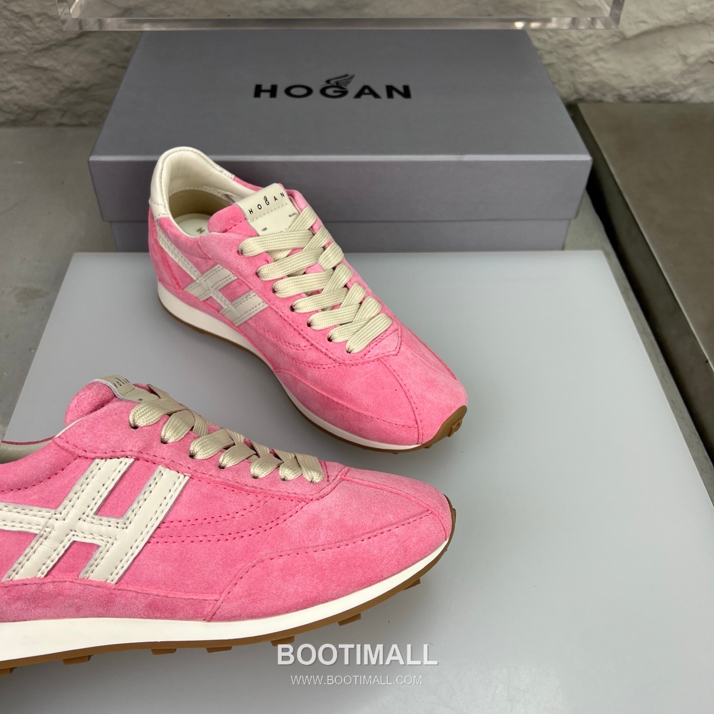 Hogan Calfskin Suede Low Sneakers with Lace-Up Platform Detail 호간 카프스킨 스웨이드 로우 스니커즈 레이스업 플랫폼 디테일 5.6cm 6