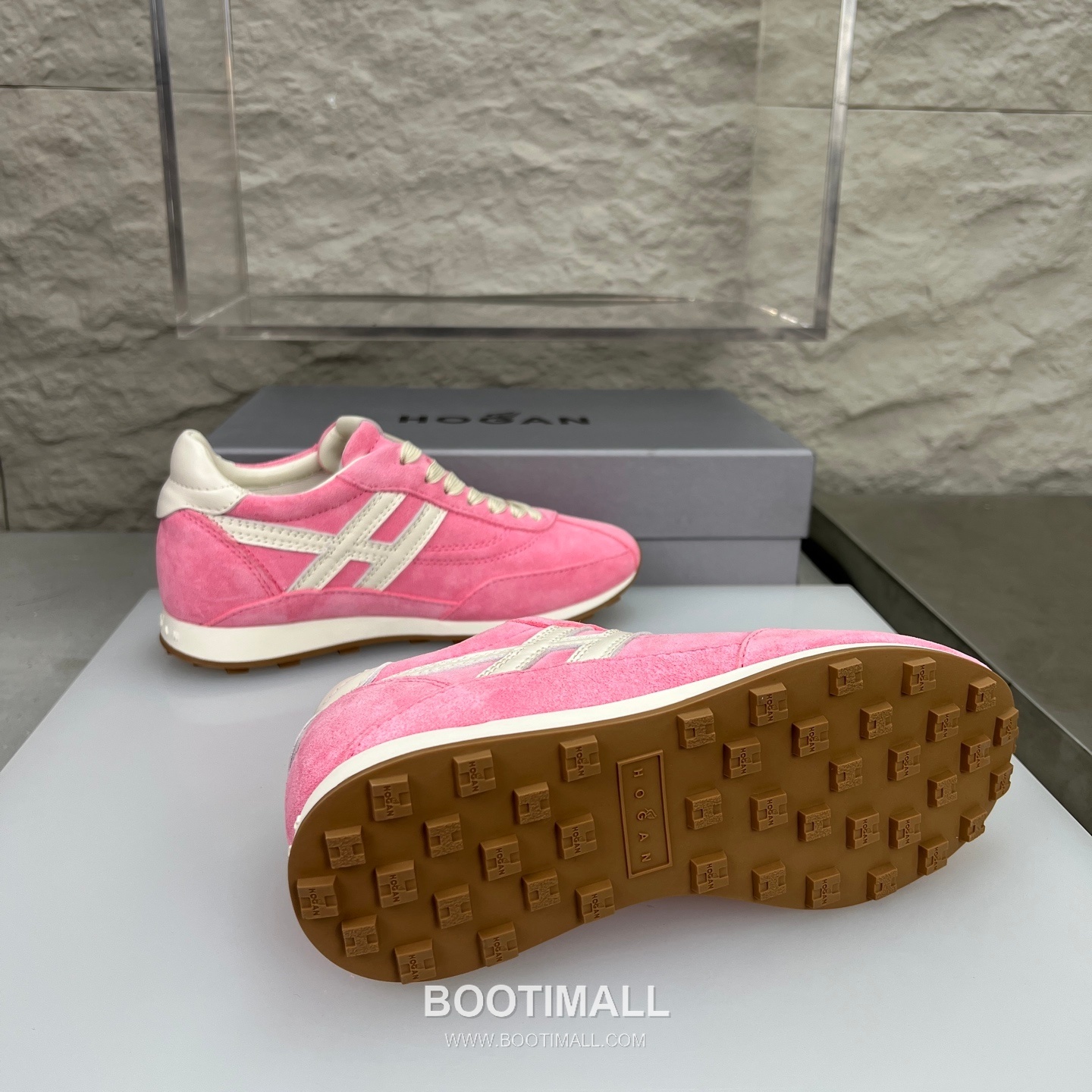 Hogan Calfskin Suede Low Sneakers with Lace-Up Platform Detail 호간 카프스킨 스웨이드 로우 스니커즈 레이스업 플랫폼 디테일 5.6cm 9