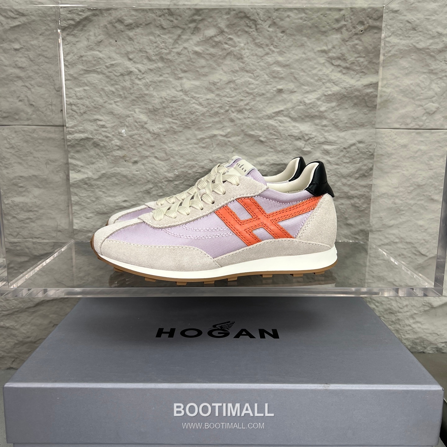 Hogan Calfskin Suede Low Sneakers with Lace-Up Platform Detail 호간 카프스킨 스웨이드 로우 스니커즈 레이스업 플랫폼 디테일 5.6cm 1