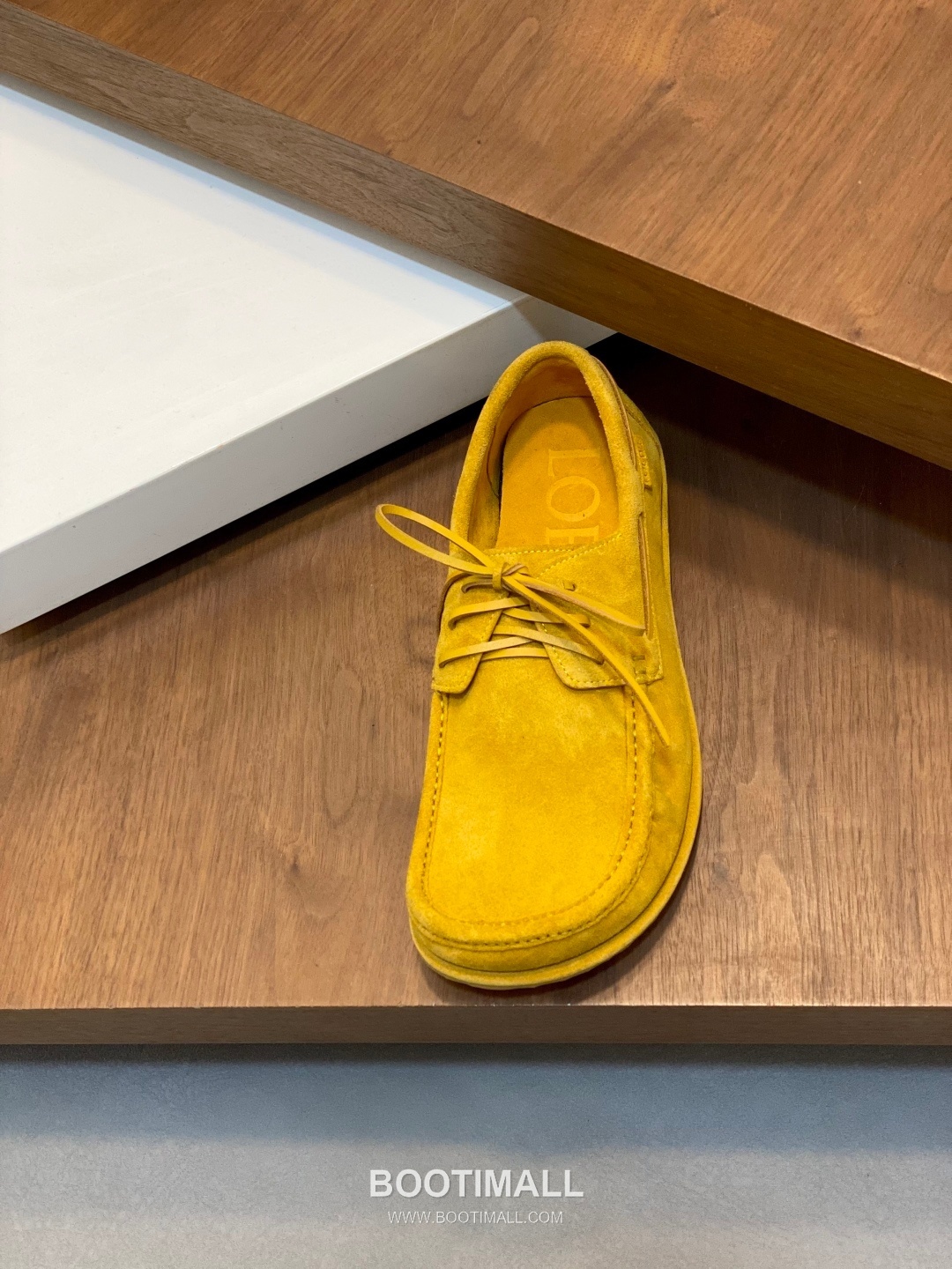 Loewe Suede Calfskin Low Sneakers with Asymmetric Lace TPU Detail 로에베 스웨이드 카프스킨 로우 스니커즈 비대칭 레이스 TPU 디테일 4.5cm 6