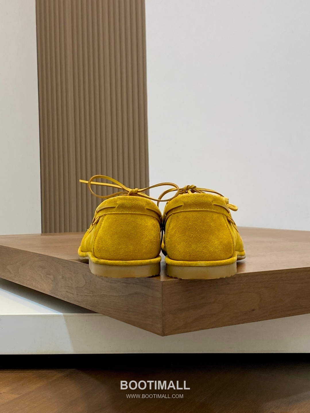 Loewe Suede Calfskin Low Sneakers with Asymmetric Lace TPU Detail 로에베 스웨이드 카프스킨 로우 스니커즈 비대칭 레이스 TPU 디테일 4.5cm 8