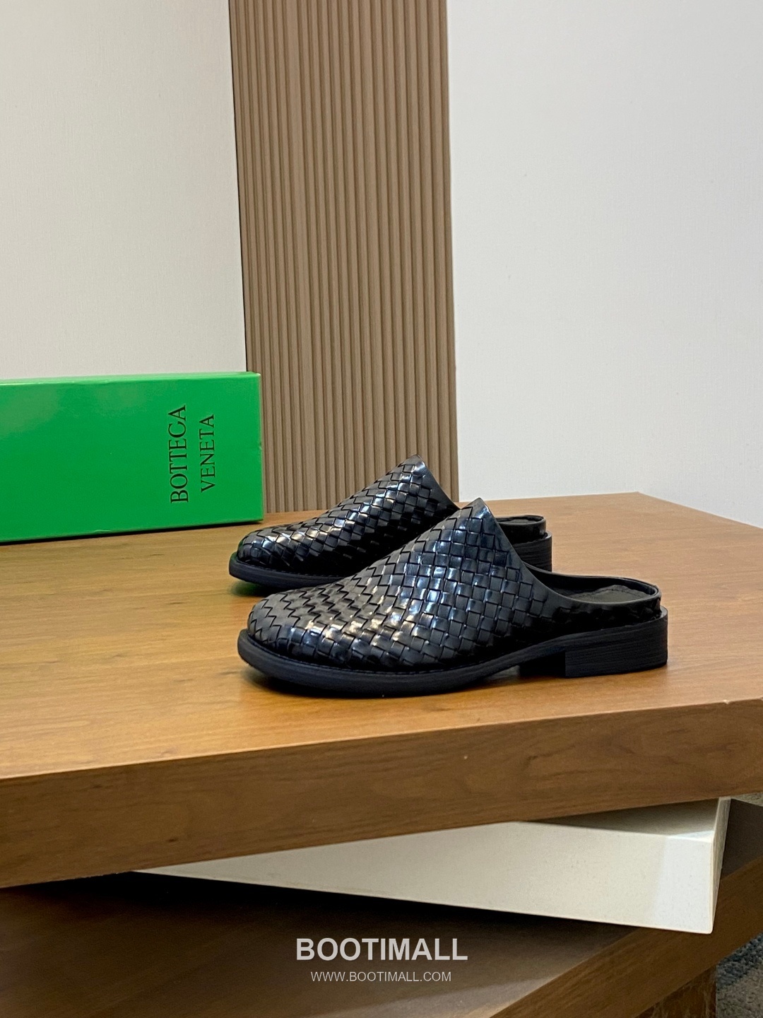 Bottega Veneta Intrecciato Calfskin Mule Slippers with Woven Detail 보테가베네타 인트레치아토 카프스킨 뮬 슬리퍼 위빙 디테일 2.5cm 3