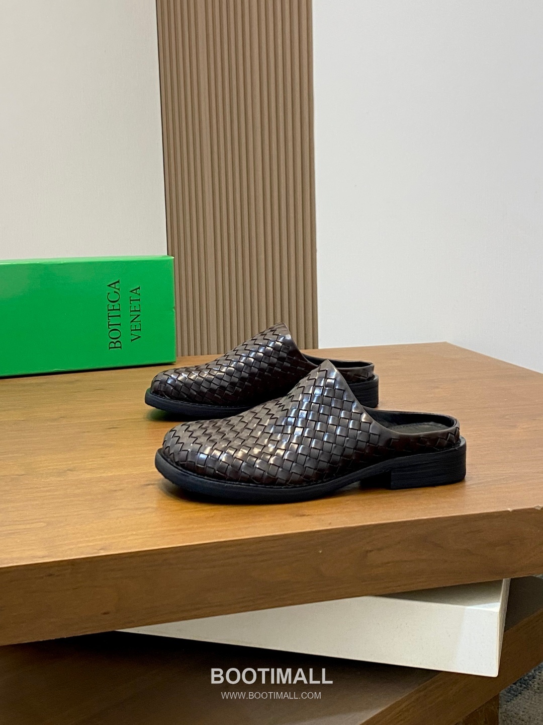 Bottega Veneta Intrecciato Calfskin Mule Slippers with Woven Detail 보테가베네타 인트레치아토 카프스킨 뮬 슬리퍼 위빙 디테일 2.5cm 3