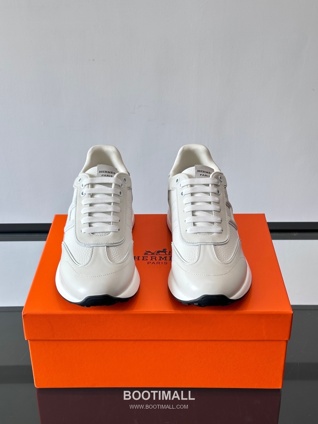 Hermes Calfskin Mesh Low Sneakers with H Logo Detail 에르메스 카프스킨 메쉬 로우 스니커즈 H 로고 디테일 4.5cm 2