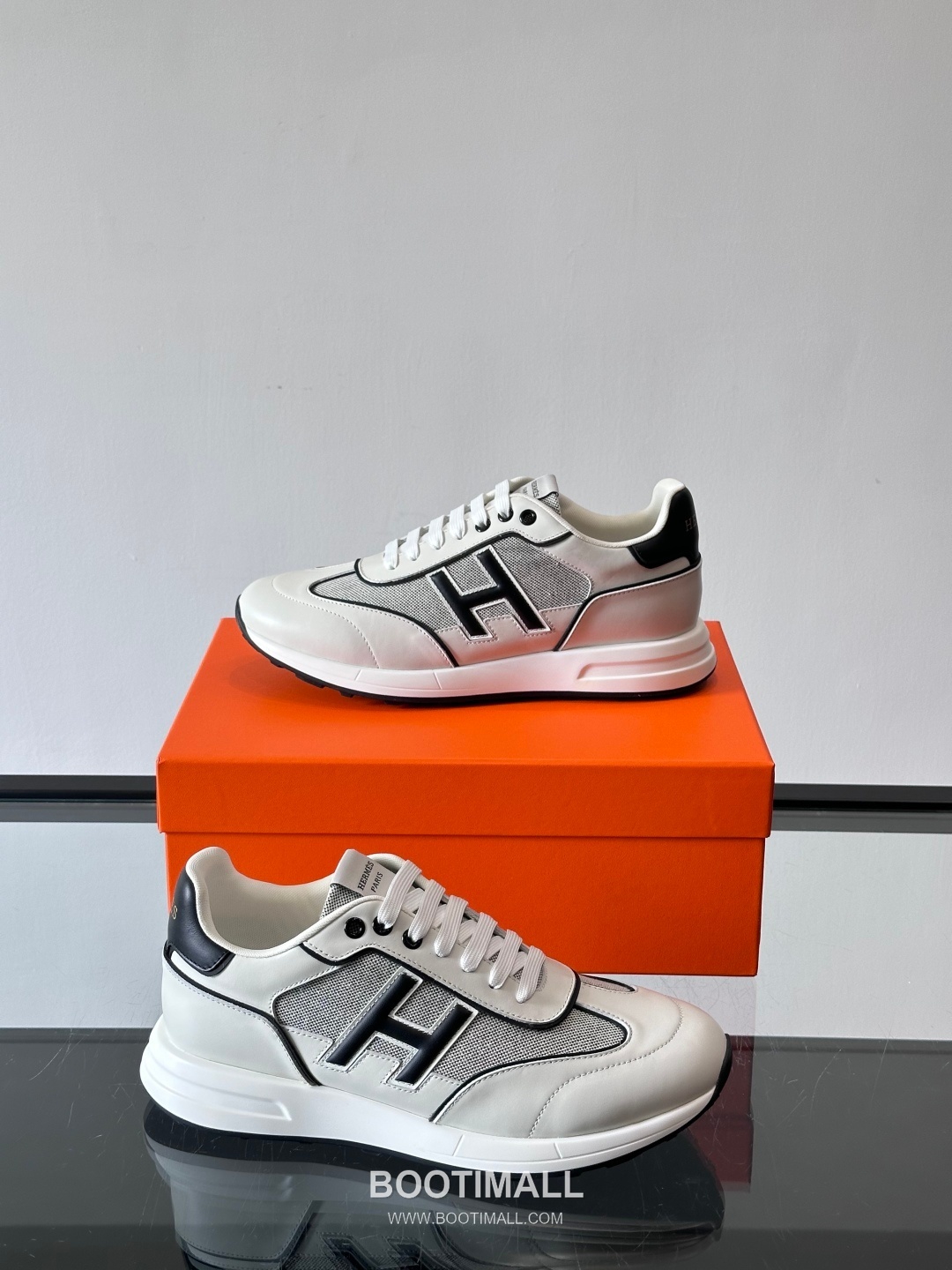 Hermes Calfskin Mesh Low Sneakers with H Logo Detail 에르메스 카프스킨 메쉬 로우 스니커즈 H 로고 디테일 4.5cm 4