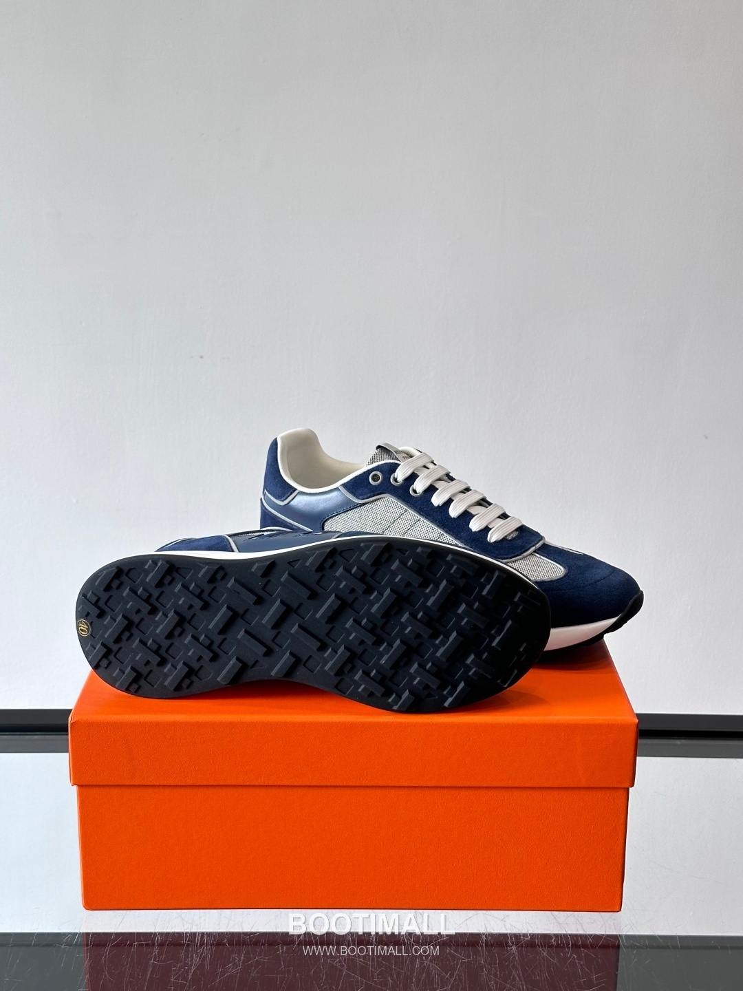 Hermes Calfskin Mesh Low Sneakers with H Logo Detail 에르메스 카프스킨 메쉬 로우 스니커즈 H 로고 디테일 4.5cm 9