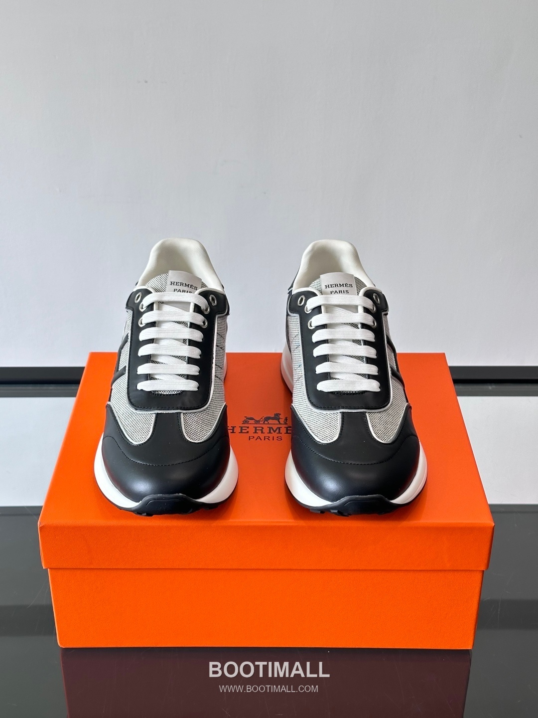 Hermes Calfskin Mesh Low Sneakers with H Logo Detail 에르메스 카프스킨 메쉬 로우 스니커즈 H 로고 디테일 4.5cm 2