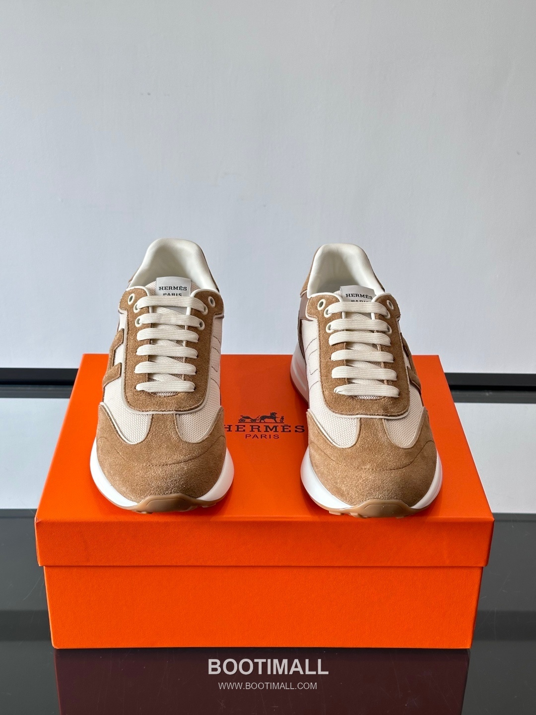 Hermes Calfskin Mesh Low Sneakers with H Logo Detail 에르메스 카프스킨 메쉬 로우 스니커즈 H 로고 디테일 4.5cm 2