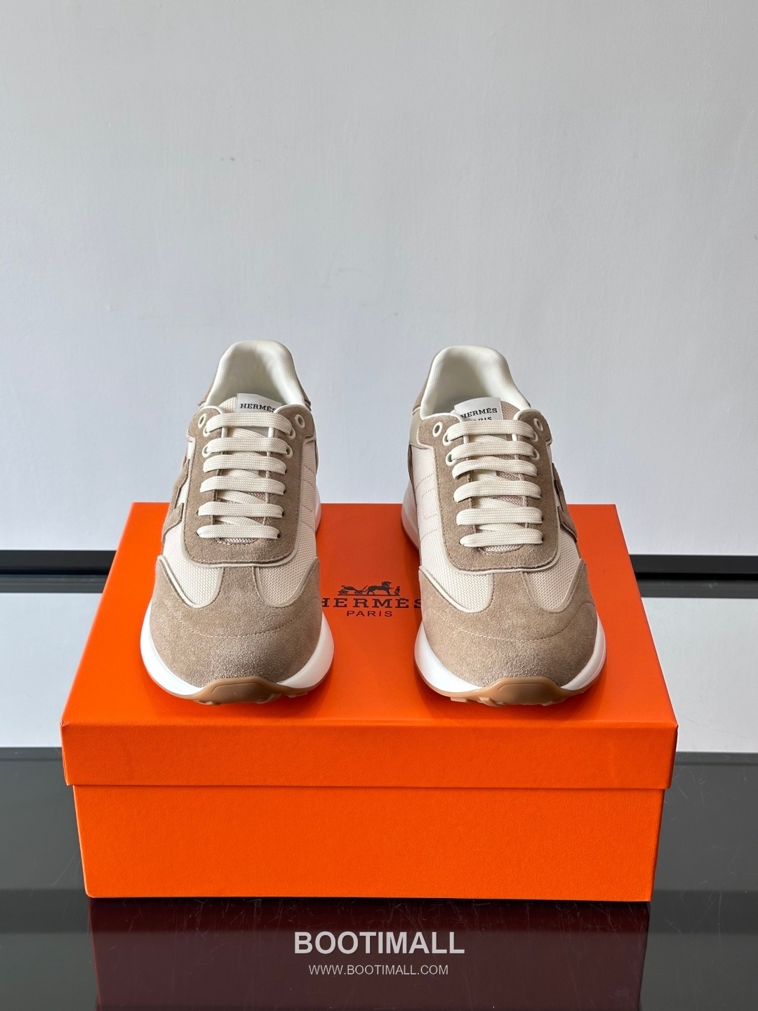 Hermes Calfskin Mesh Low Sneakers with H Logo Detail 에르메스 카프스킨 메쉬 로우 스니커즈 H 로고 디테일 4.5cm 2