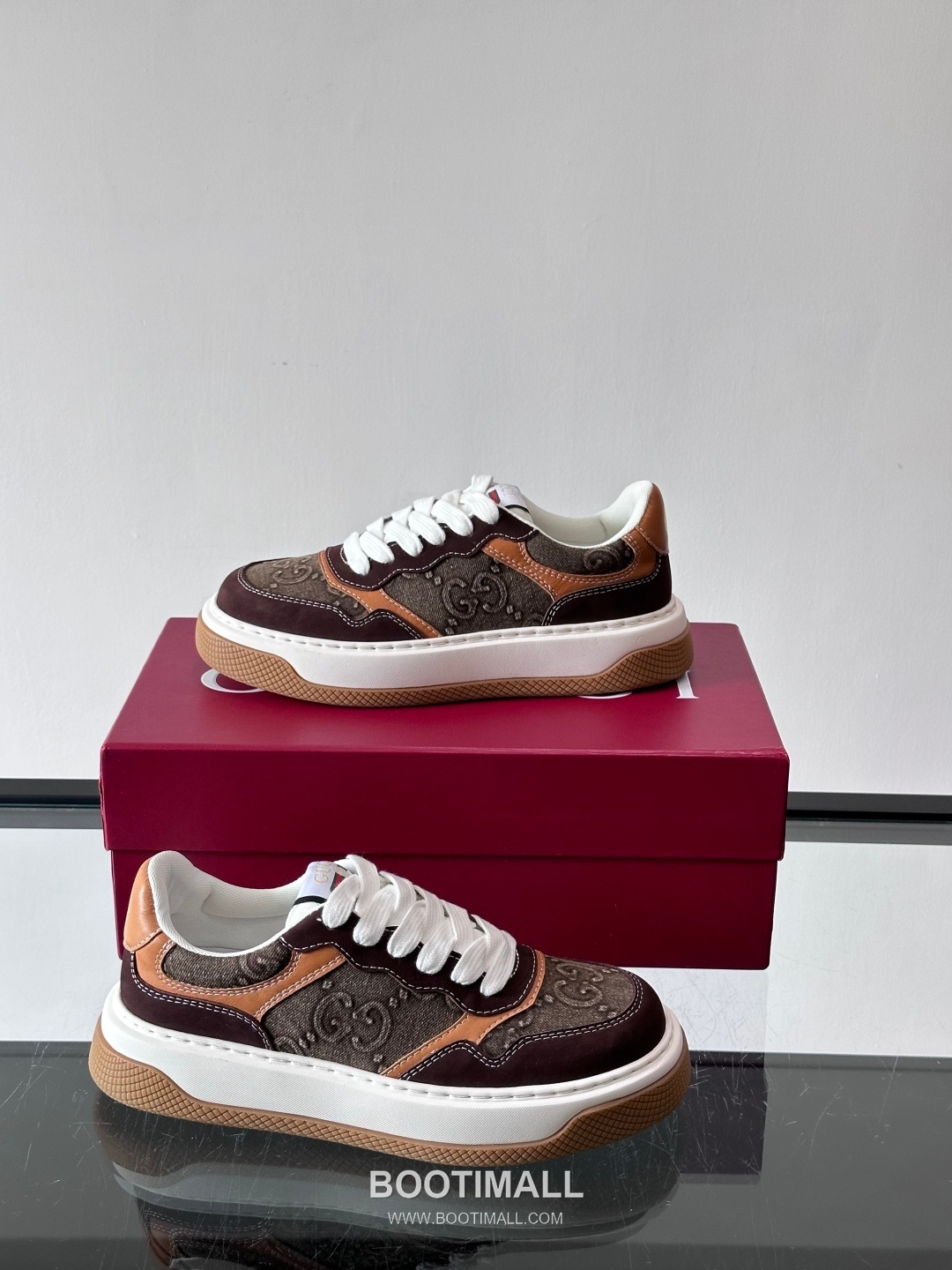 Gucci Screener Calfskin Low Sneakers with Web Stripe Double G Detail 구찌 스크리너 카프스킨 로우 스니커즈 웹 스트라이프 더블 G 디테일 3.5cm 4