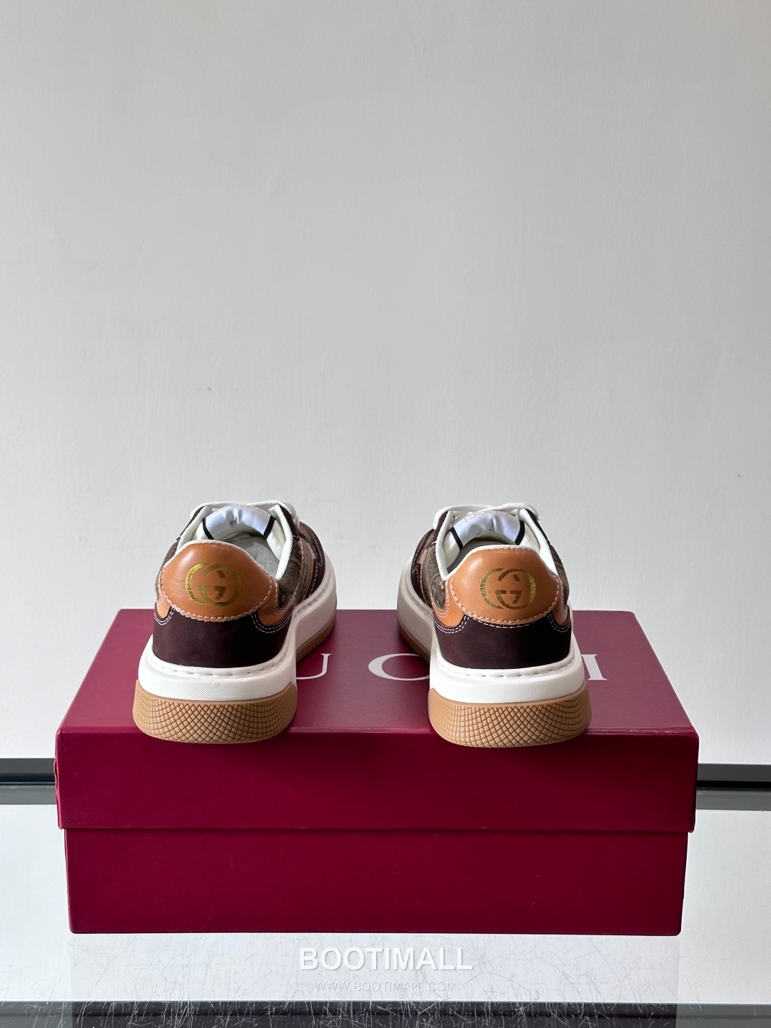 Gucci Screener Calfskin Low Sneakers with Web Stripe Double G Detail 구찌 스크리너 카프스킨 로우 스니커즈 웹 스트라이프 더블 G 디테일 3.5cm 8